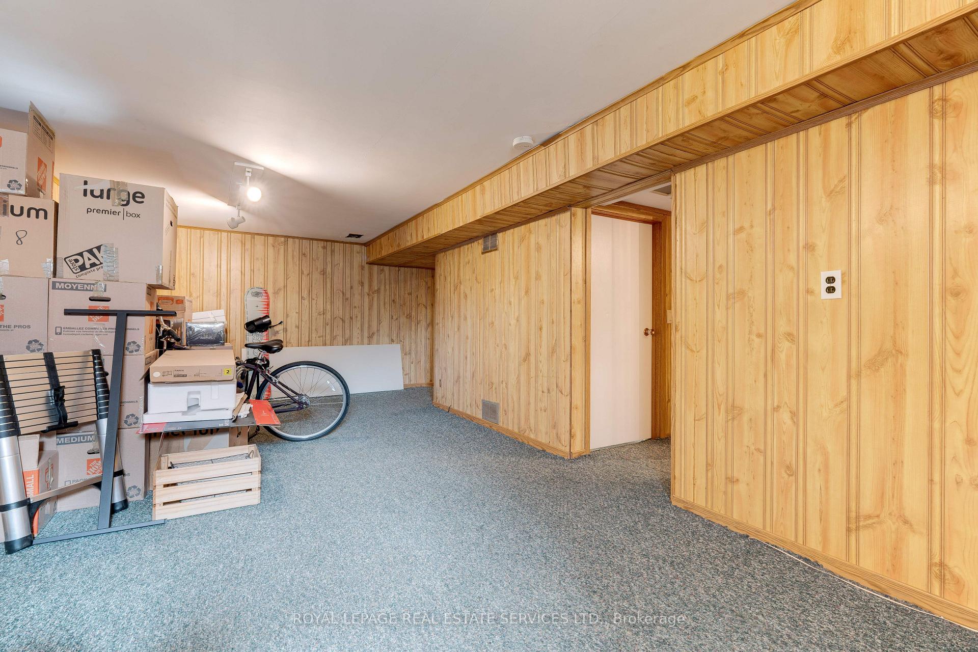 Photo 28 of 10 Linda Court, Hamilton, Dundas — HOMEH