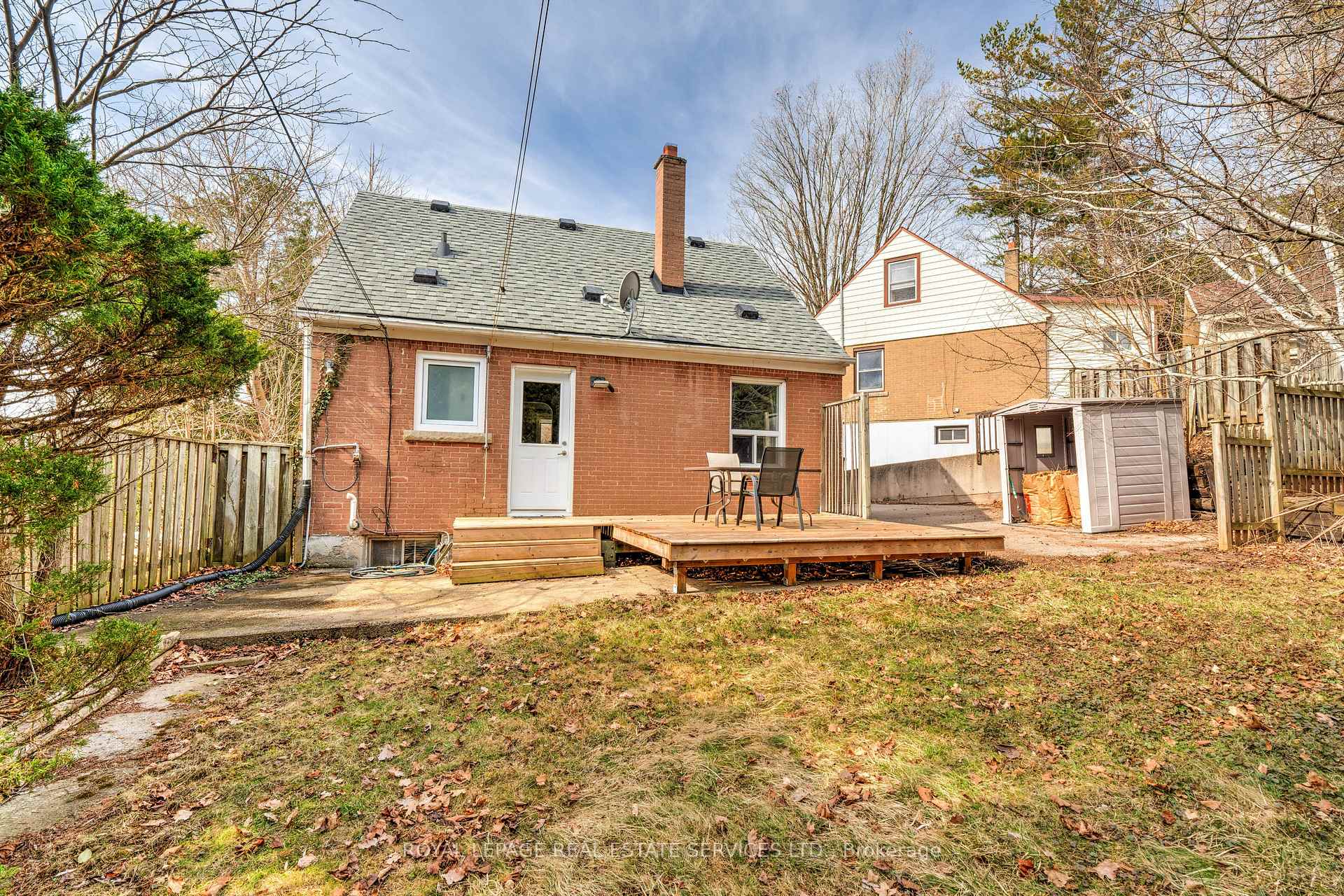 Photo 21 of 10 Linda Court, Hamilton, Dundas — HOMEH