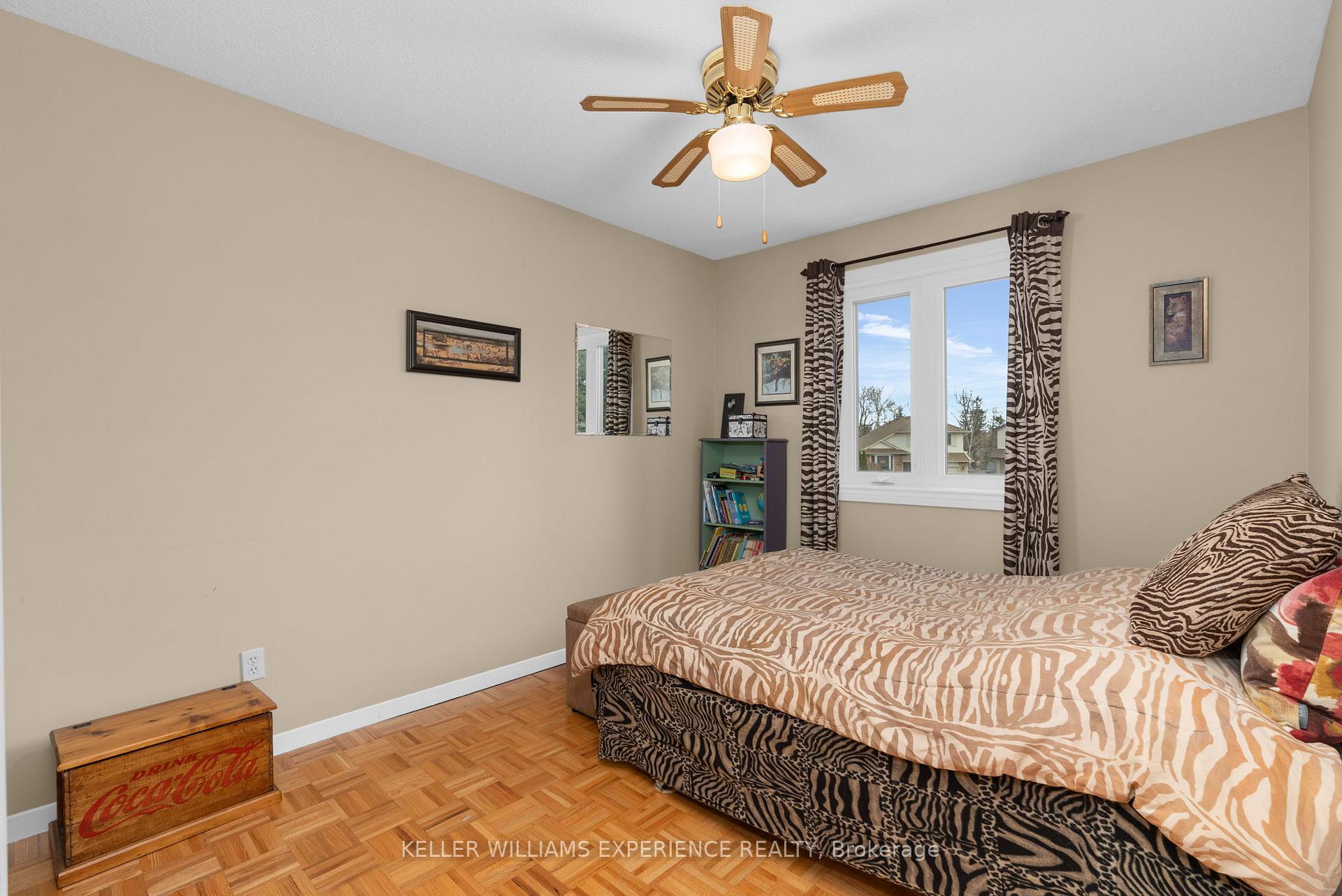 Photo 11 of 69 McConkey Place, Barrie, Allandale Heights — HOMEH