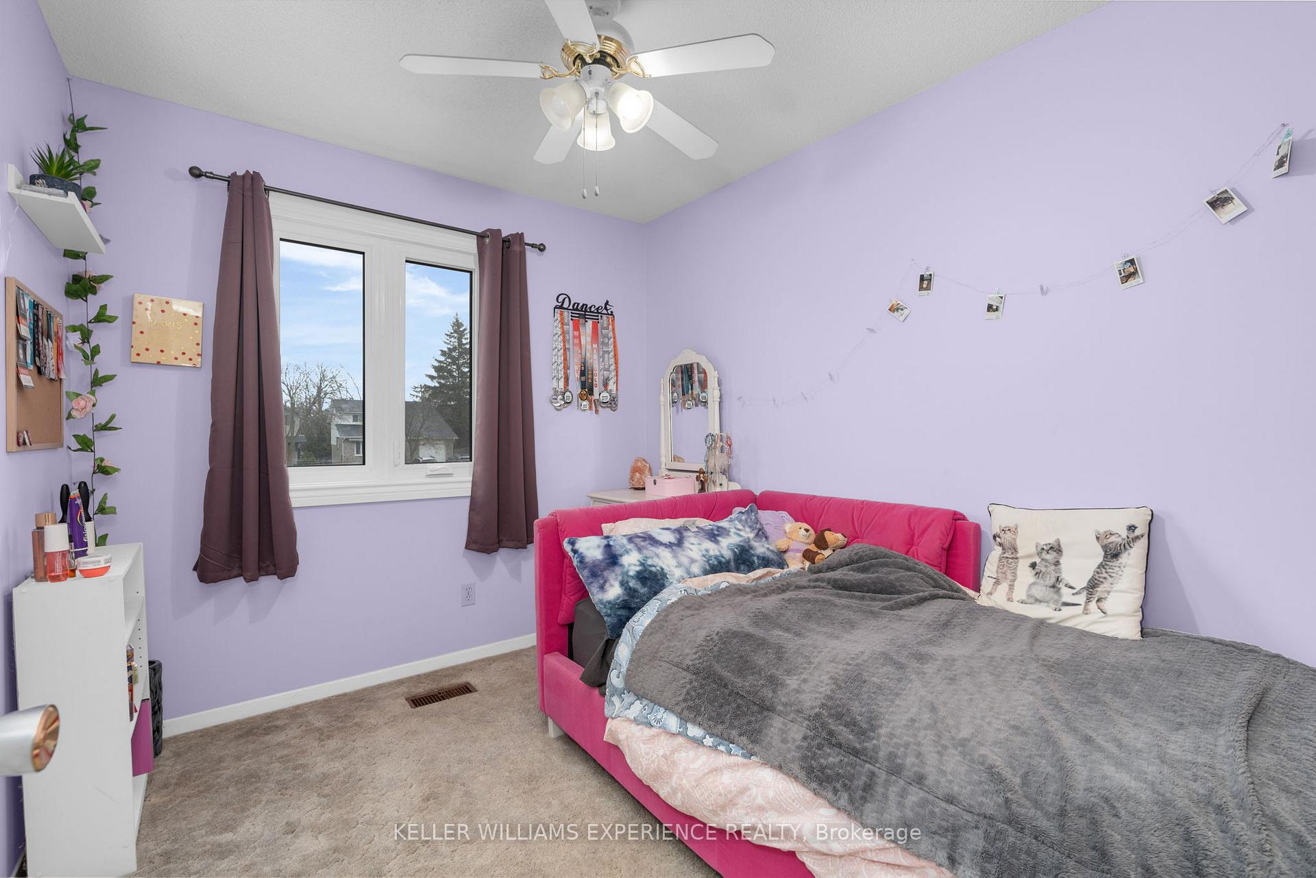 Photo 12 of 69 McConkey Place, Barrie, Allandale Heights — HOMEH