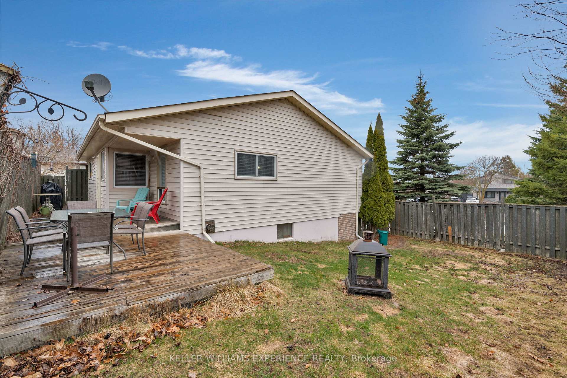 Photo 17 of 69 McConkey Place, Barrie, Allandale Heights — HOMEH
