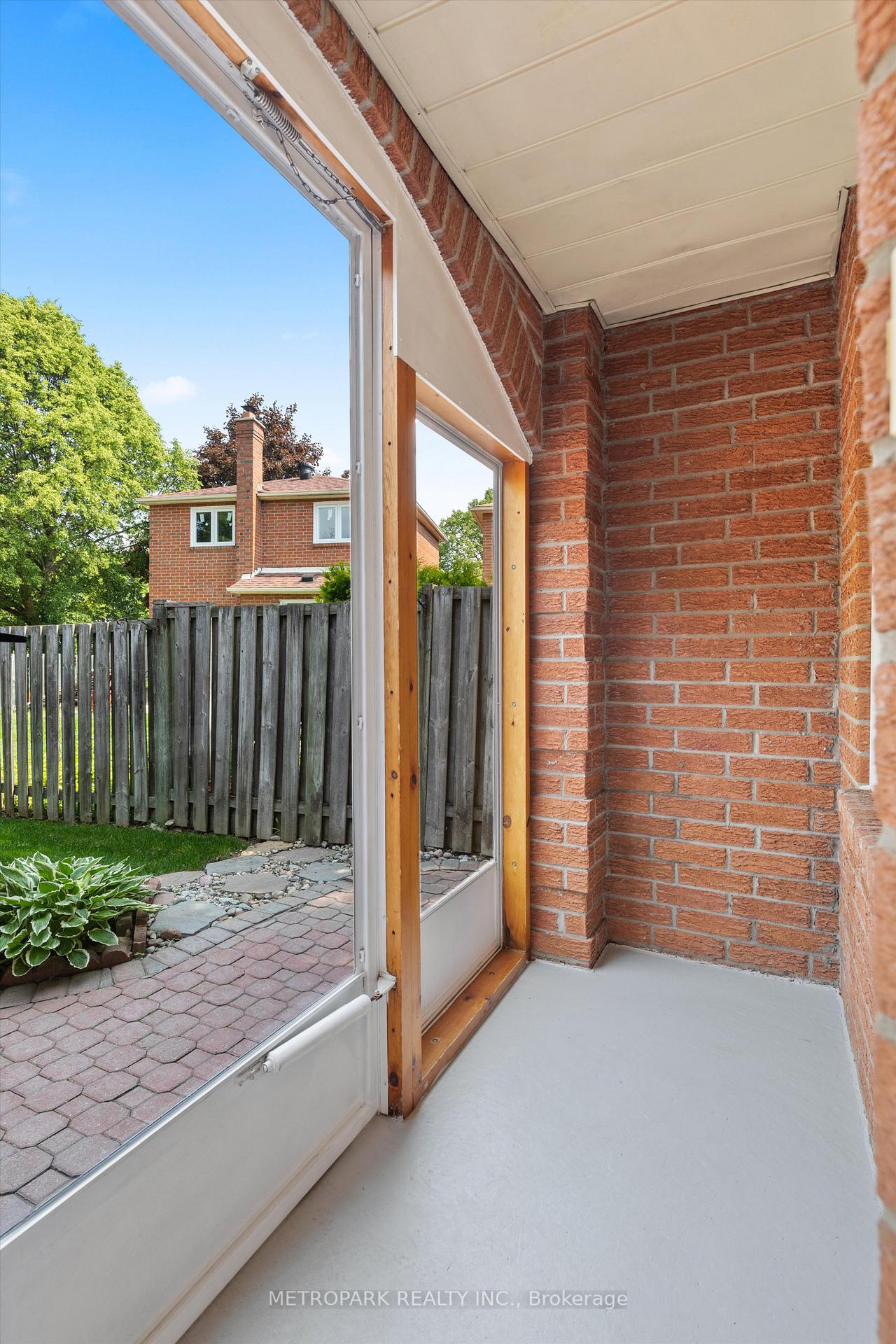 Photo 22 of 7 Miley Drive, Markham, Markville — HOMEH