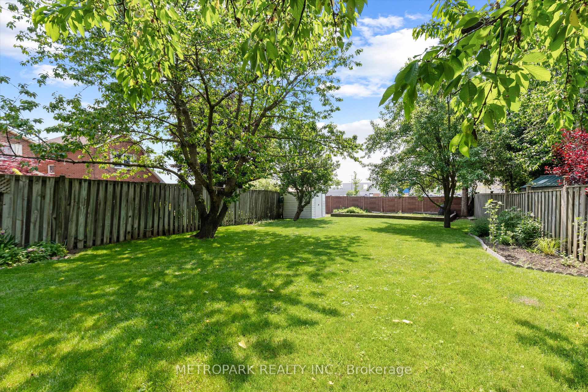 Photo 36 of 7 Miley Drive, Markham, Markville — HOMEH