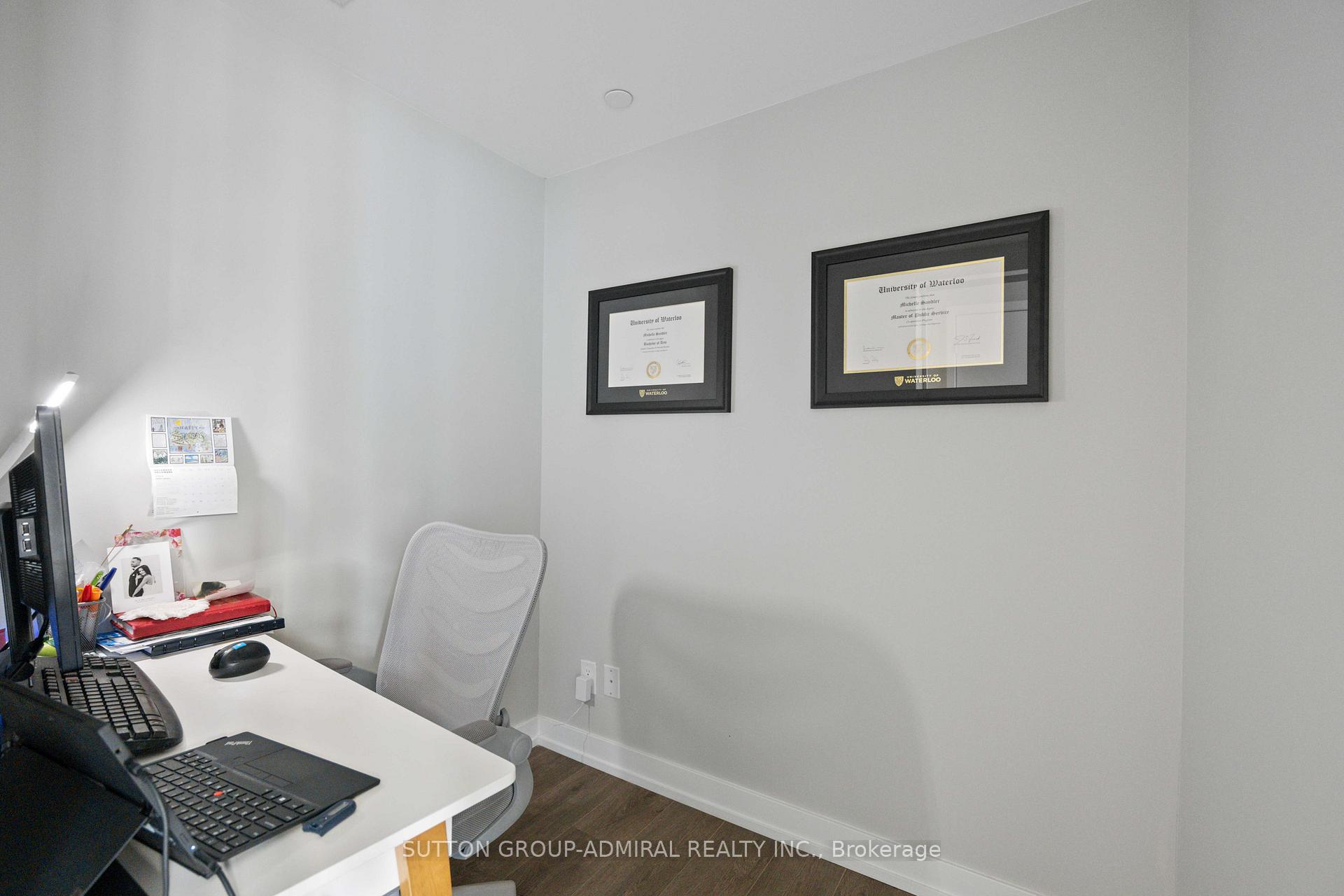 Photo 7 of Unit 1012, 161 Roehampton Avenue, Toronto, Mount Pleasant West — HOMEH