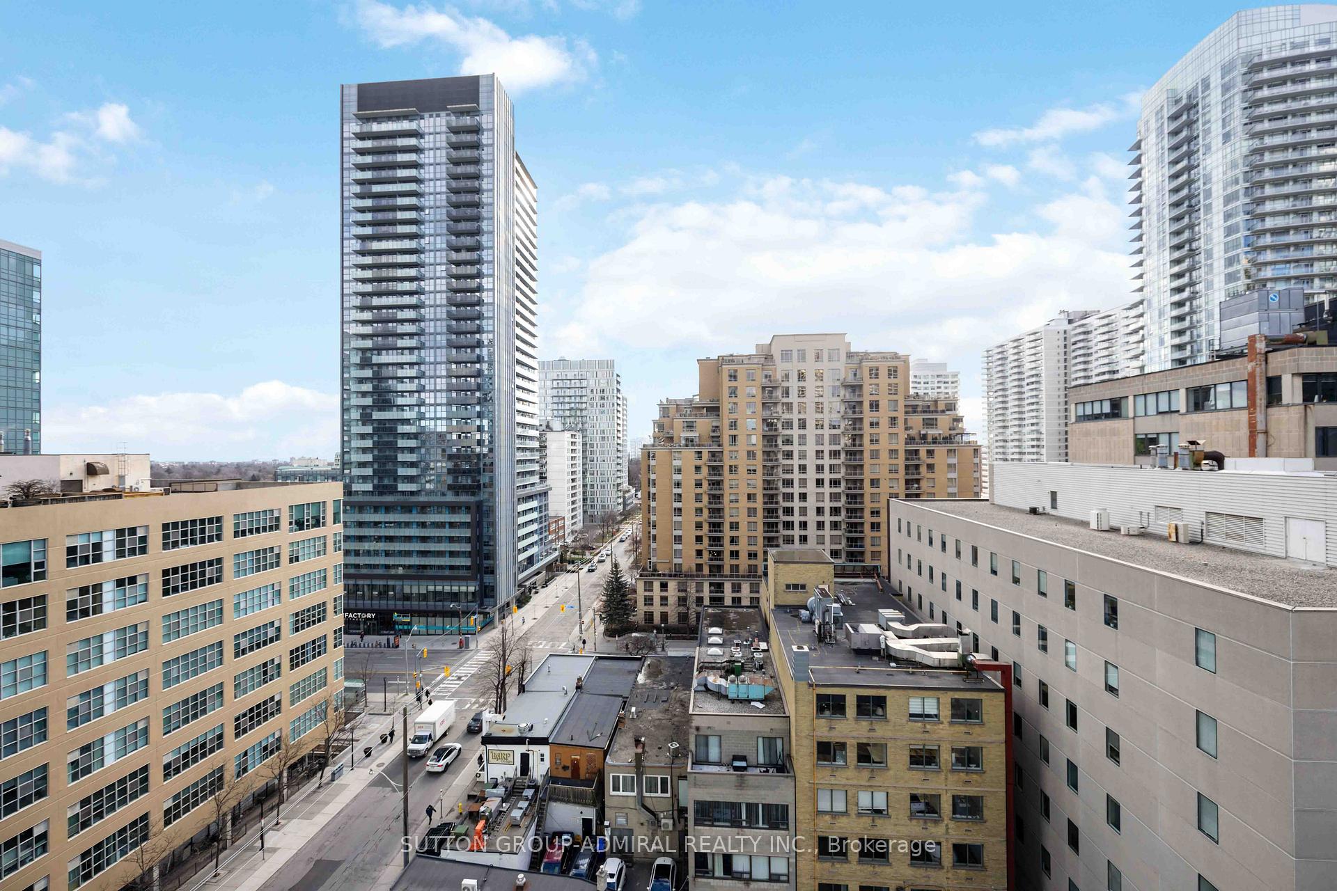 Photo 8 of Unit 1012, 161 Roehampton Avenue, Toronto, Mount Pleasant West — HOMEH
