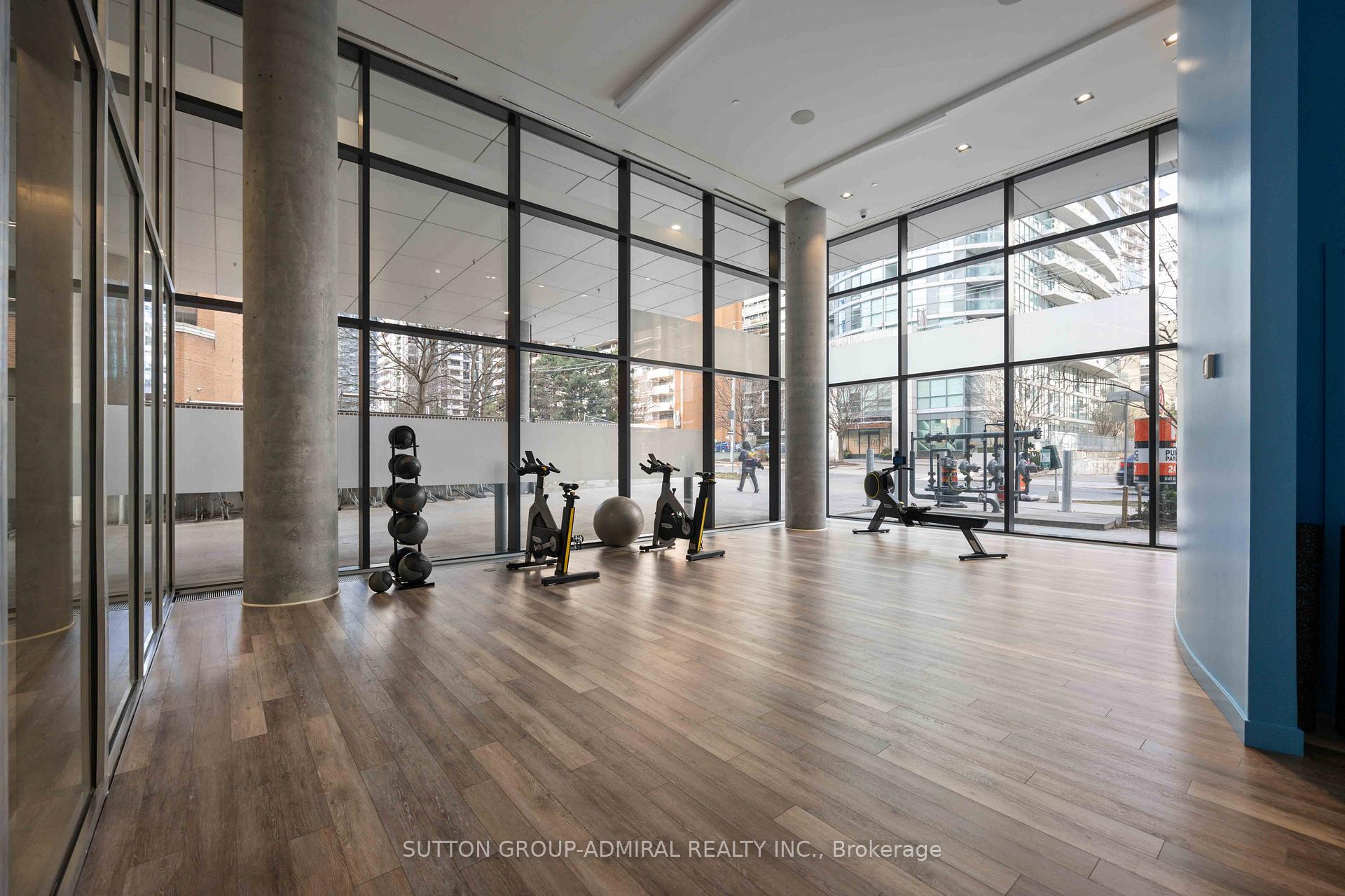 Photo 19 of Unit 1012, 161 Roehampton Avenue, Toronto, Mount Pleasant West — HOMEH