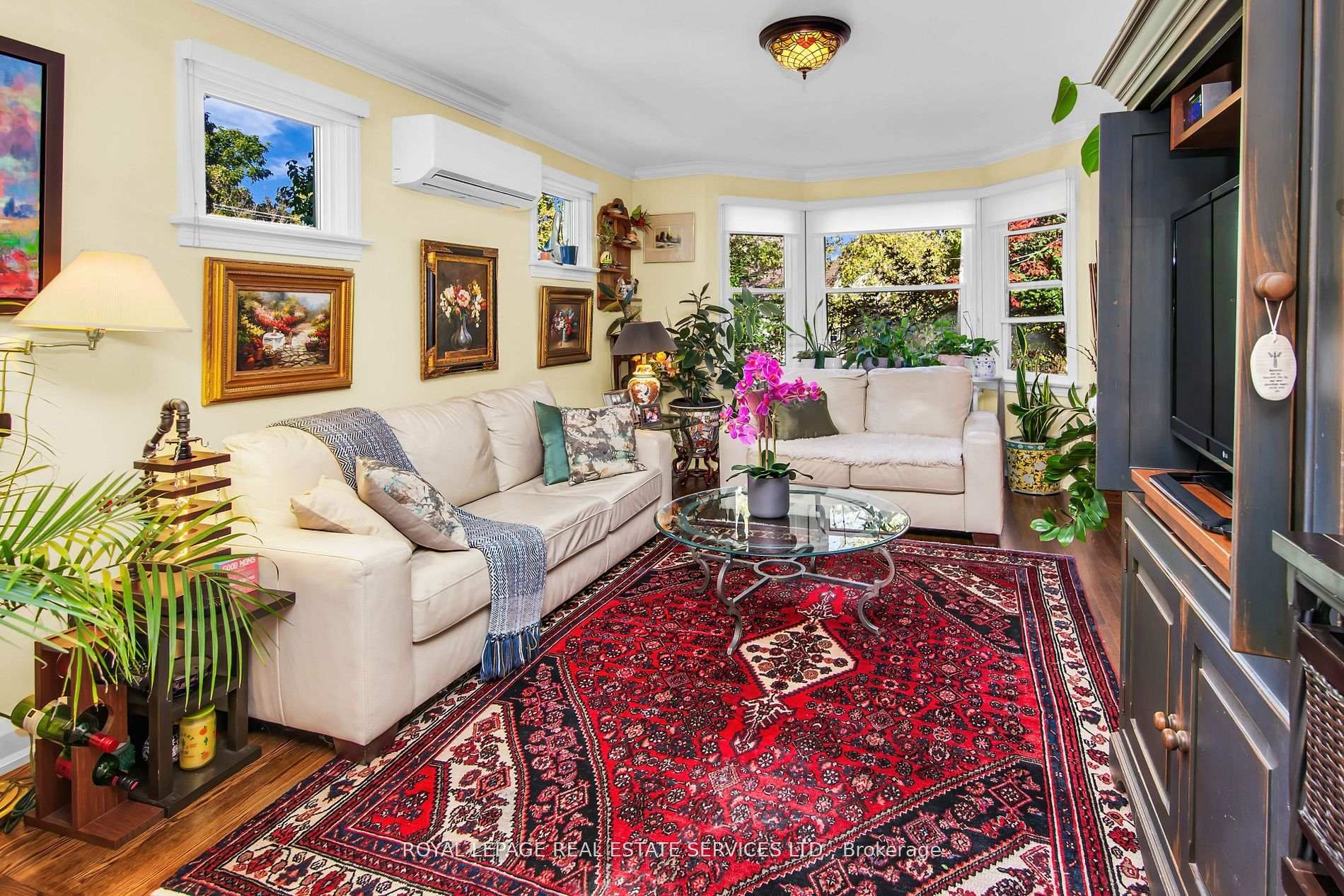 Photo 4 of 29 Connaught Avenue, Aurora, Aurora Village — HOMEH