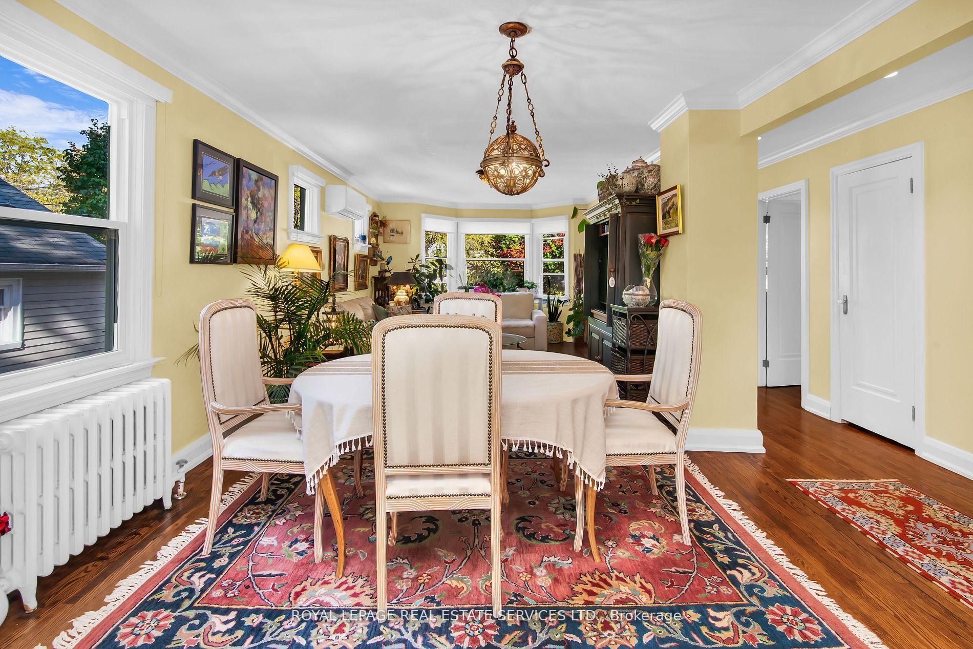 Photo 9 of 29 Connaught Avenue, Aurora, Aurora Village — HOMEH