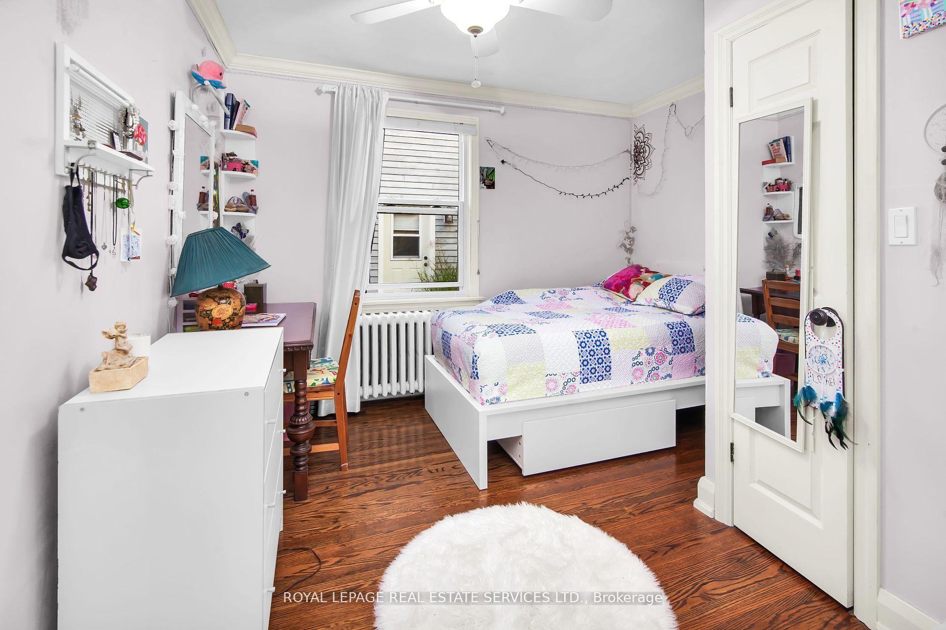 Photo 25 of 29 Connaught Avenue, Aurora, Aurora Village — HOMEH