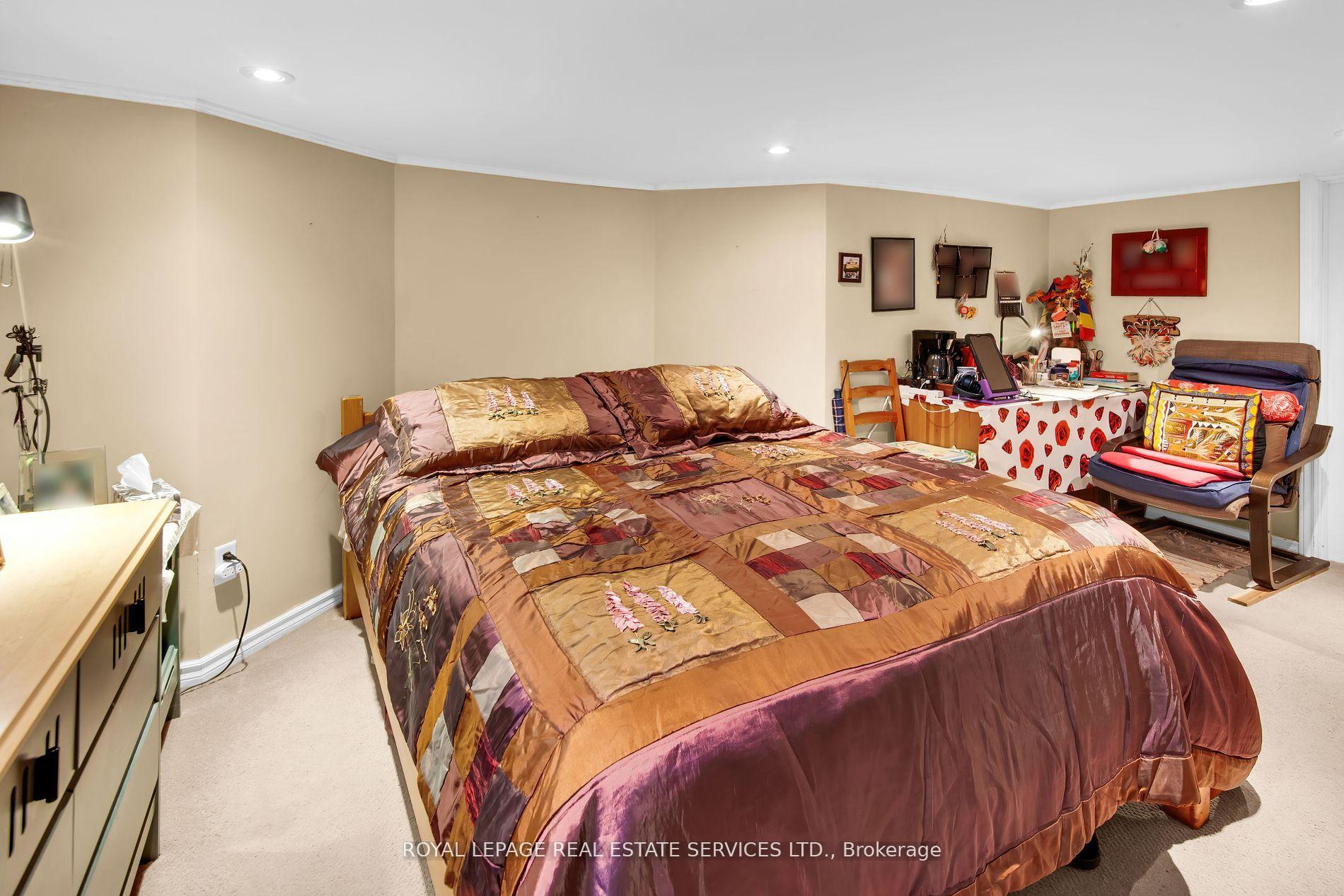 Photo 35 of 29 Connaught Avenue, Aurora, Aurora Village — HOMEH