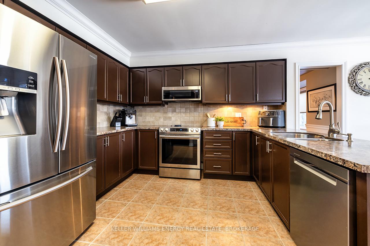 Photo 11 of 265 Baldwin Street, Clarington, Newcastle — HOMEH