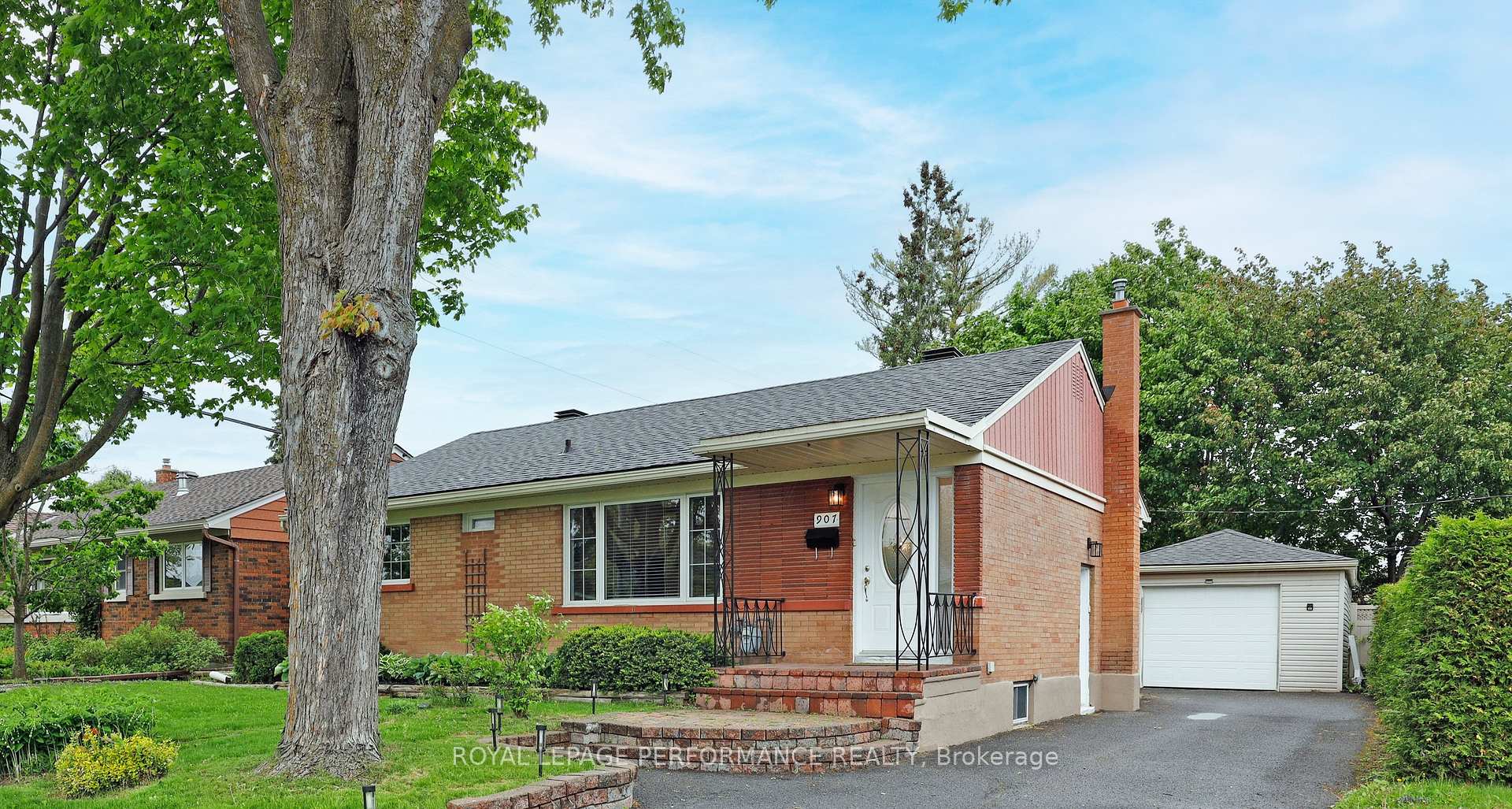 Photo 1 of 907 Elsett Drive, Ottawa, Elmvale Acres/Urbandale — HOMEH