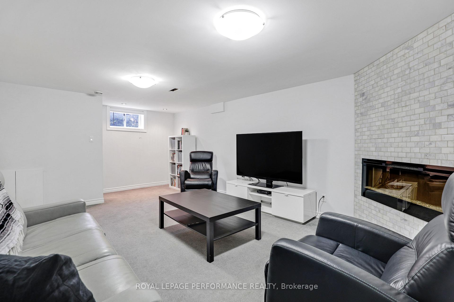 Photo 11 of 907 Elsett Drive, Ottawa, Elmvale Acres/Urbandale — HOMEH