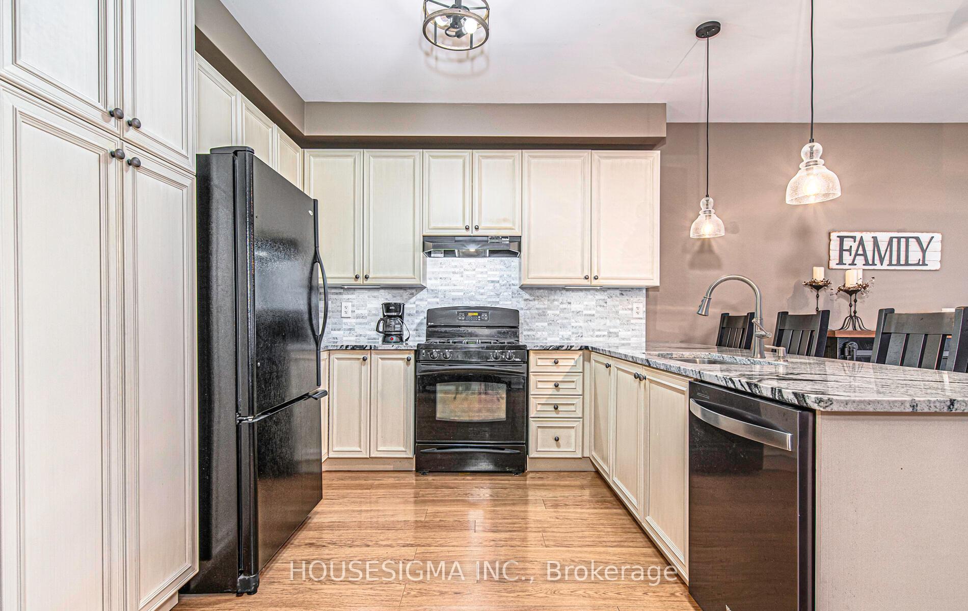 Photo 15 of 58 Joseph Street, Uxbridge — HOMEH