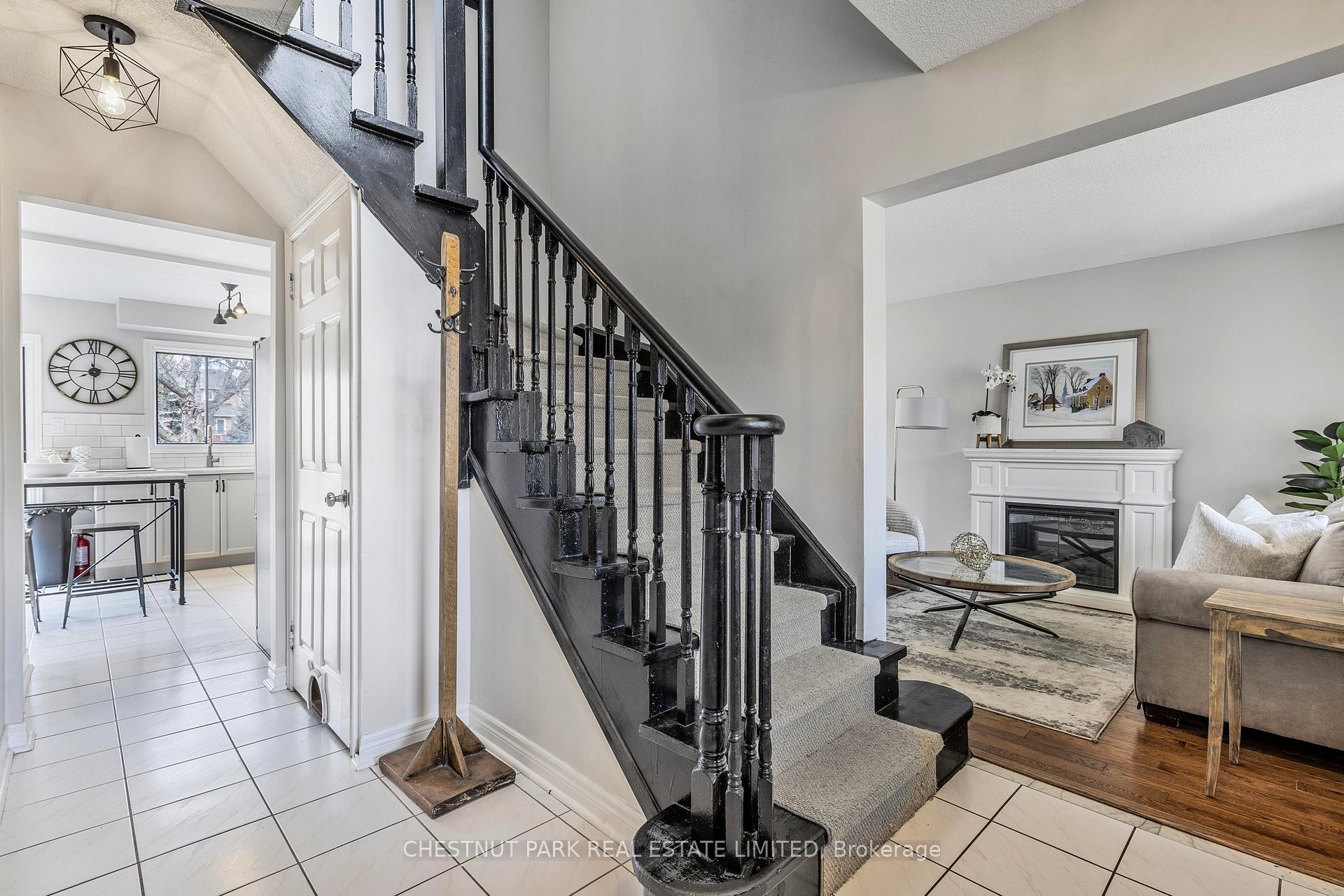 Photo 5 of 2270 Taylorwoods Boulevard, Innisfil, Alcona — HOMEH
