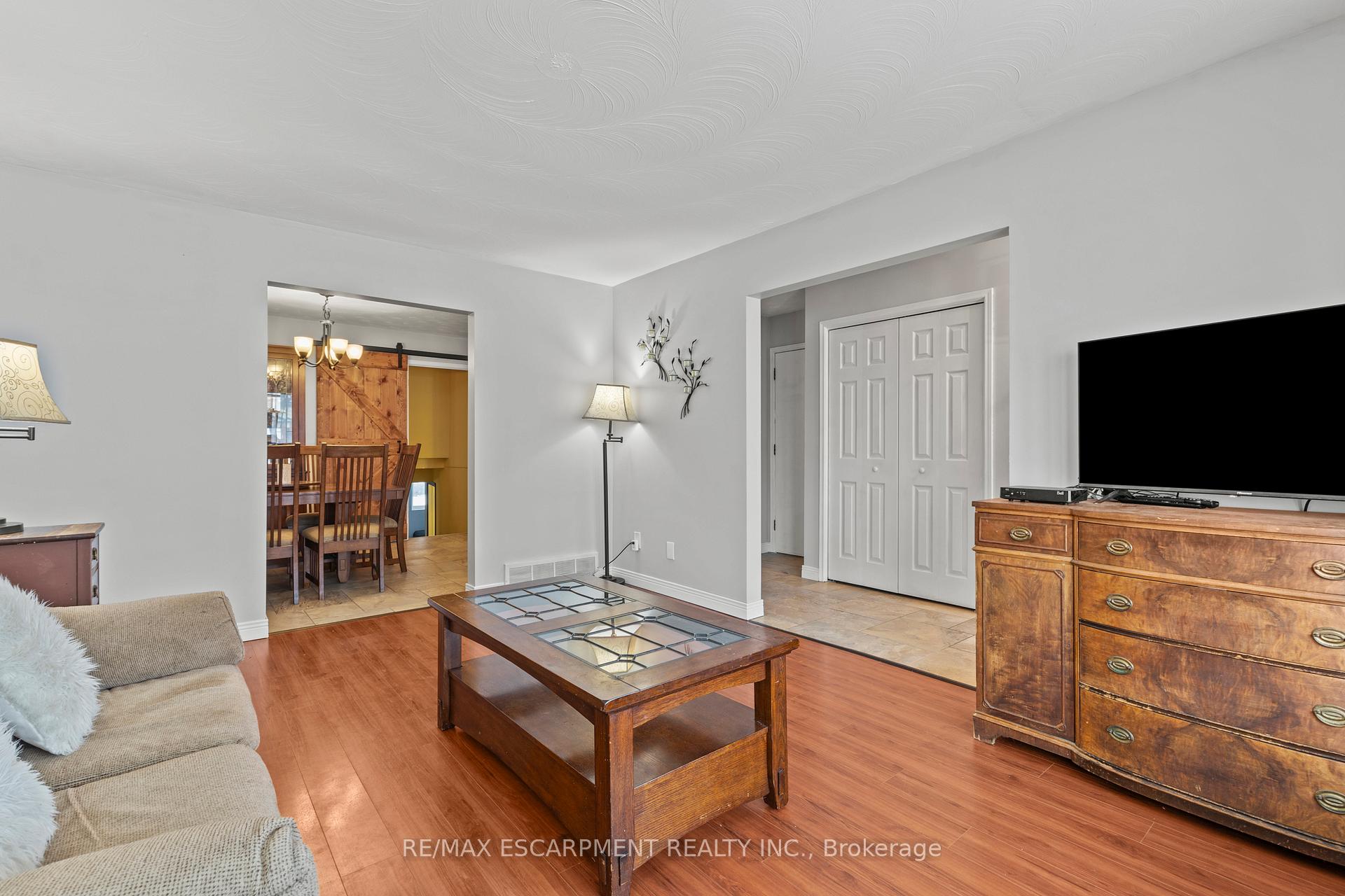 Photo 7 of 332 Highridge Avenue, Hamilton, Riverdale — HOMEH