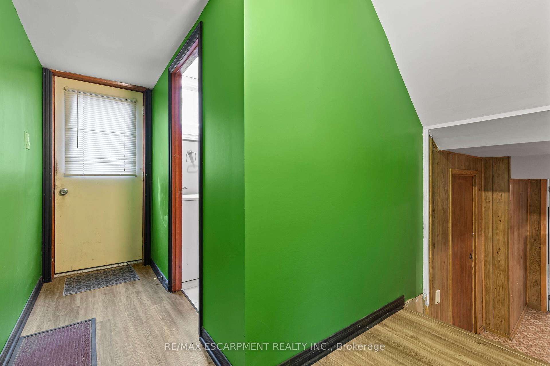 Photo 14 of 332 Highridge Avenue, Hamilton, Riverdale — HOMEH