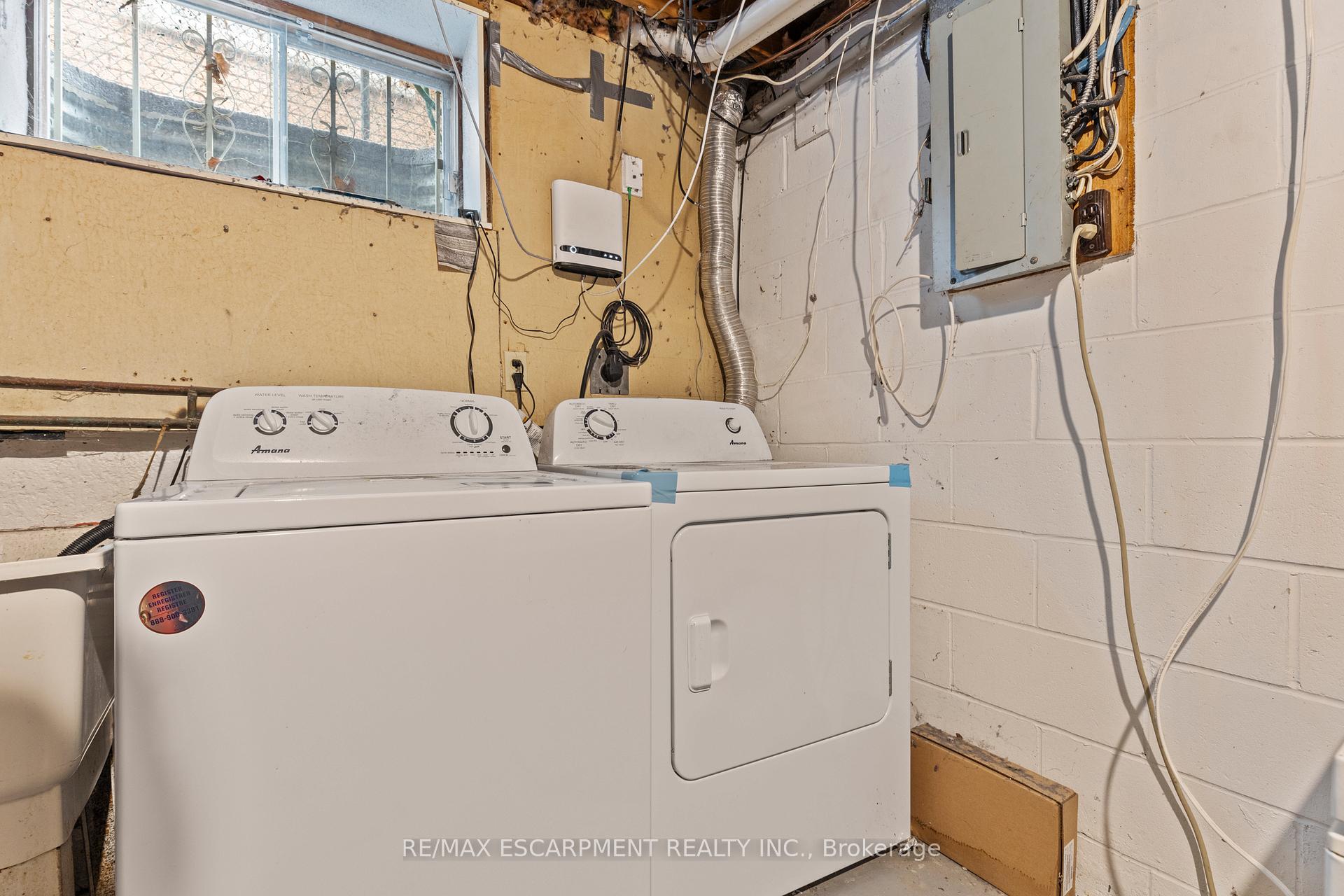 Photo 24 of 332 Highridge Avenue, Hamilton, Riverdale — HOMEH