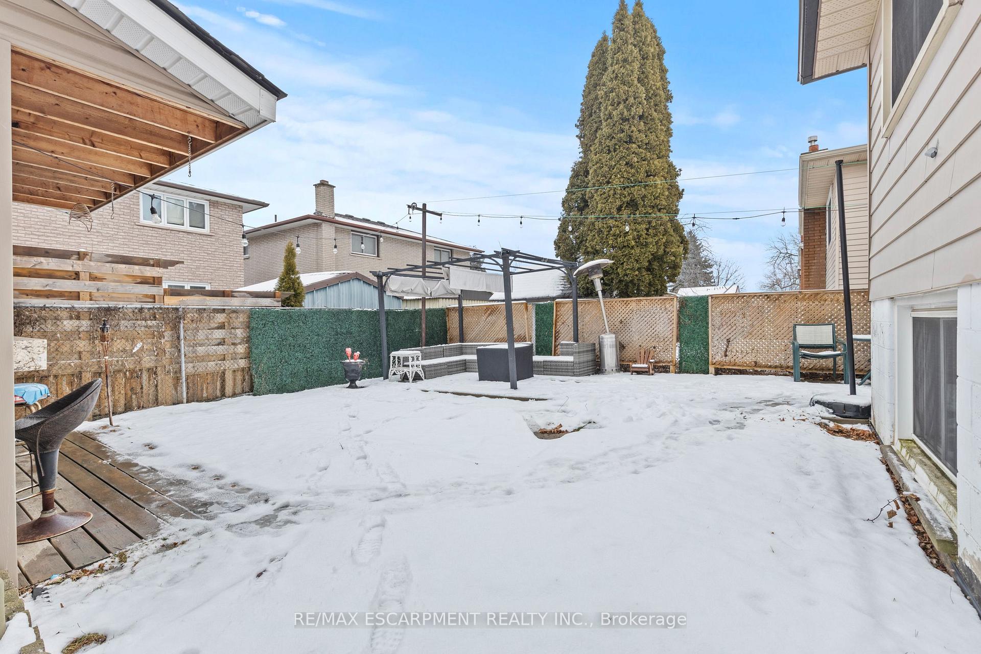 Photo 20 of 332 Highridge Avenue, Hamilton, Riverdale — HOMEH