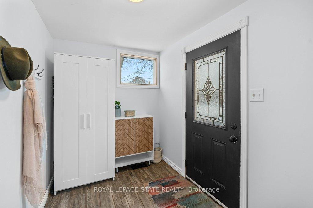 Photo 5 of 29 Weir Street S, Hamilton, Bartonville — HOMEH