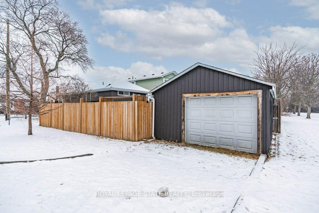 Photo 39 of 29 Weir Street S, Hamilton, Bartonville — HOMEH