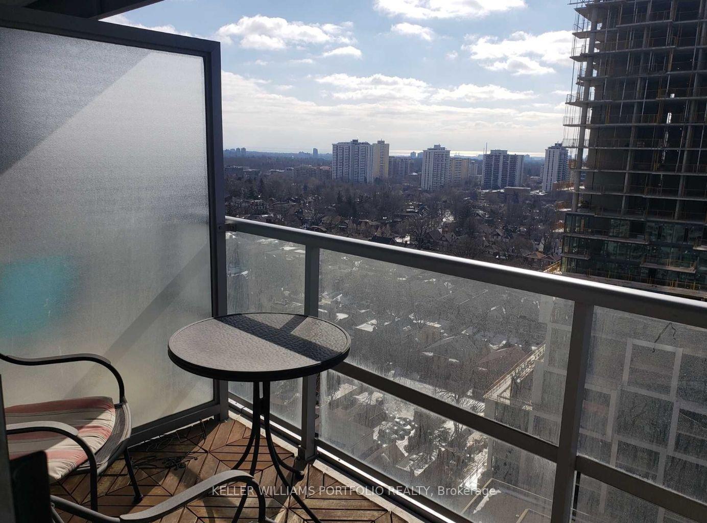 Photo 9 of Unit 2204, 2181 Yonge Street, Toronto, Yonge-Eglinton — HOMEH