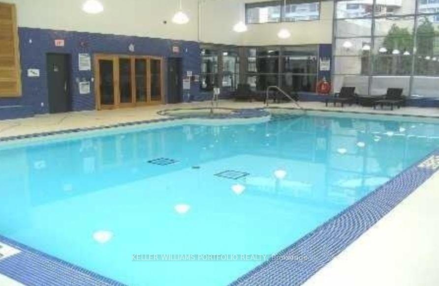 Photo 8 of Unit 2204, 2181 Yonge Street, Toronto, Yonge-Eglinton — HOMEH