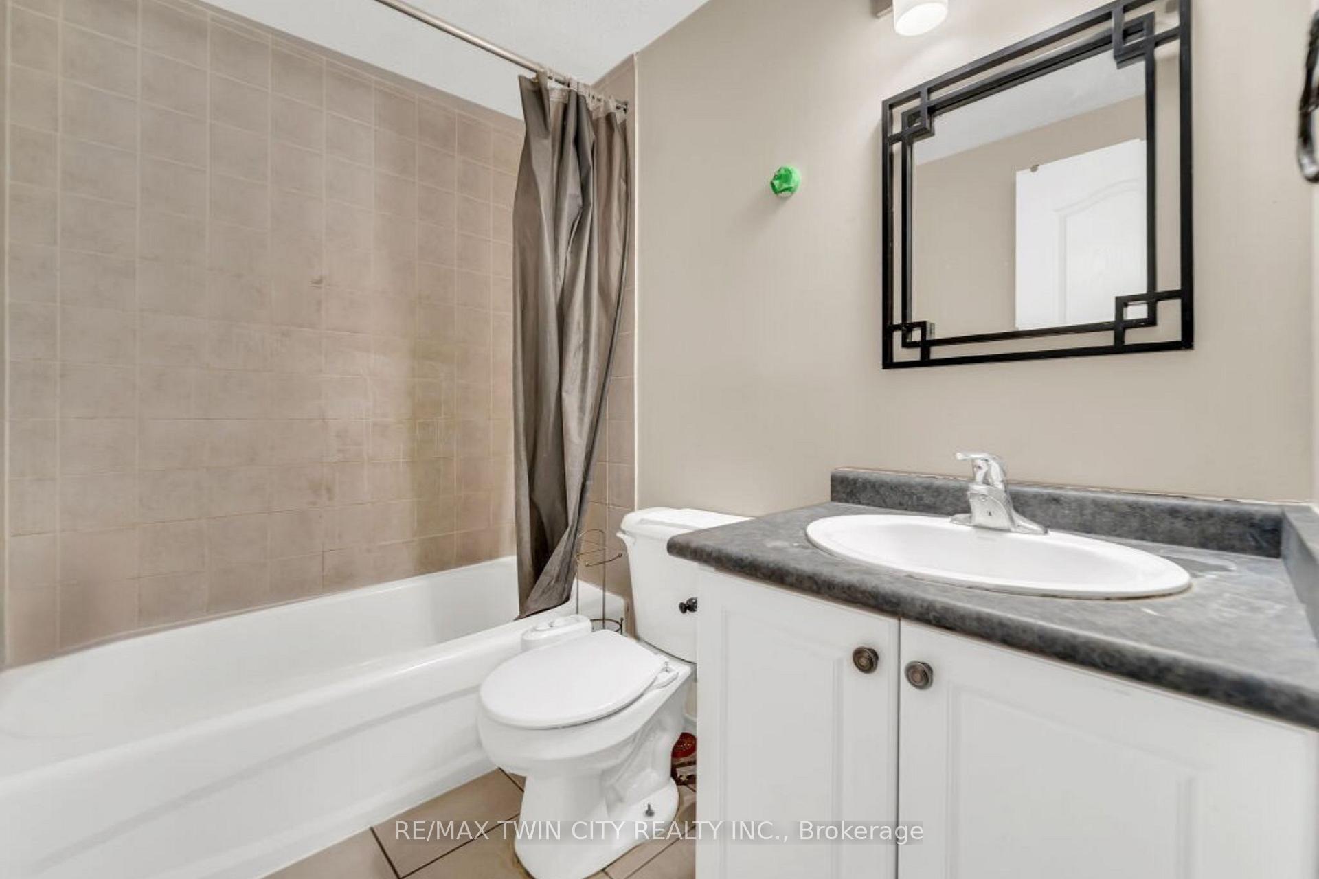 Photo 28 of 142 Snowdrop Crescent, Kitchener, Larentian West — HOMEH
