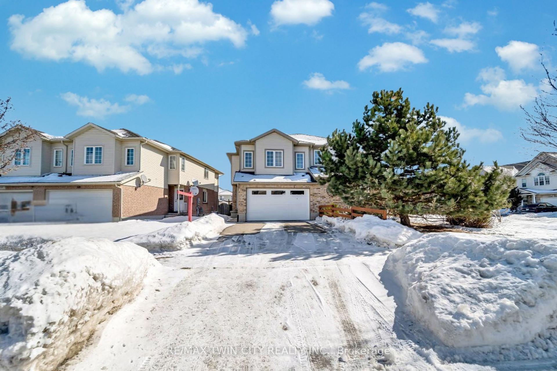 Photo 31 of 142 Snowdrop Crescent, Kitchener, Larentian West — HOMEH