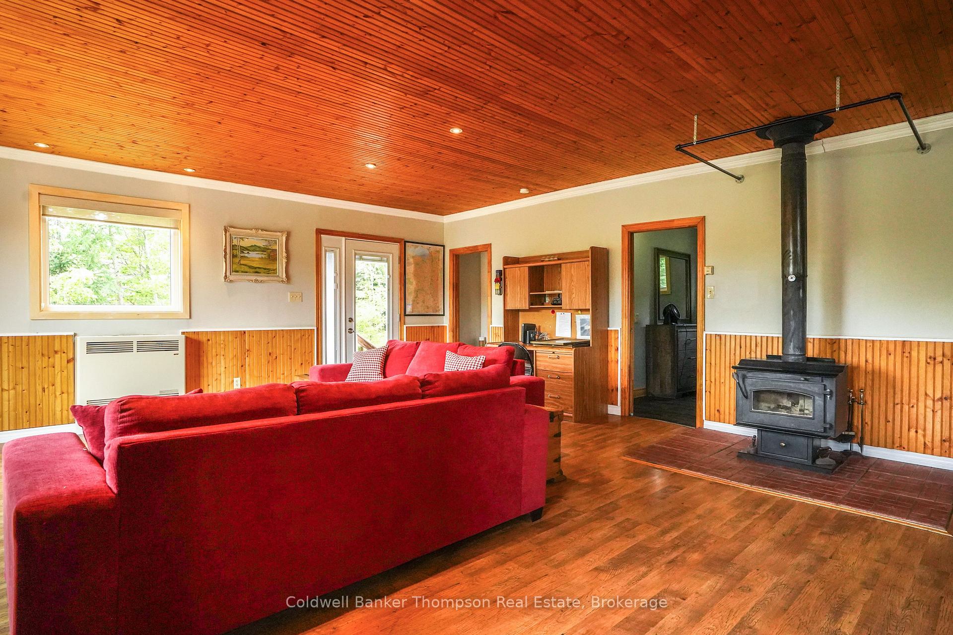 Photo 5 of 1461 Rain Lake Road, Kearney — HOMEH