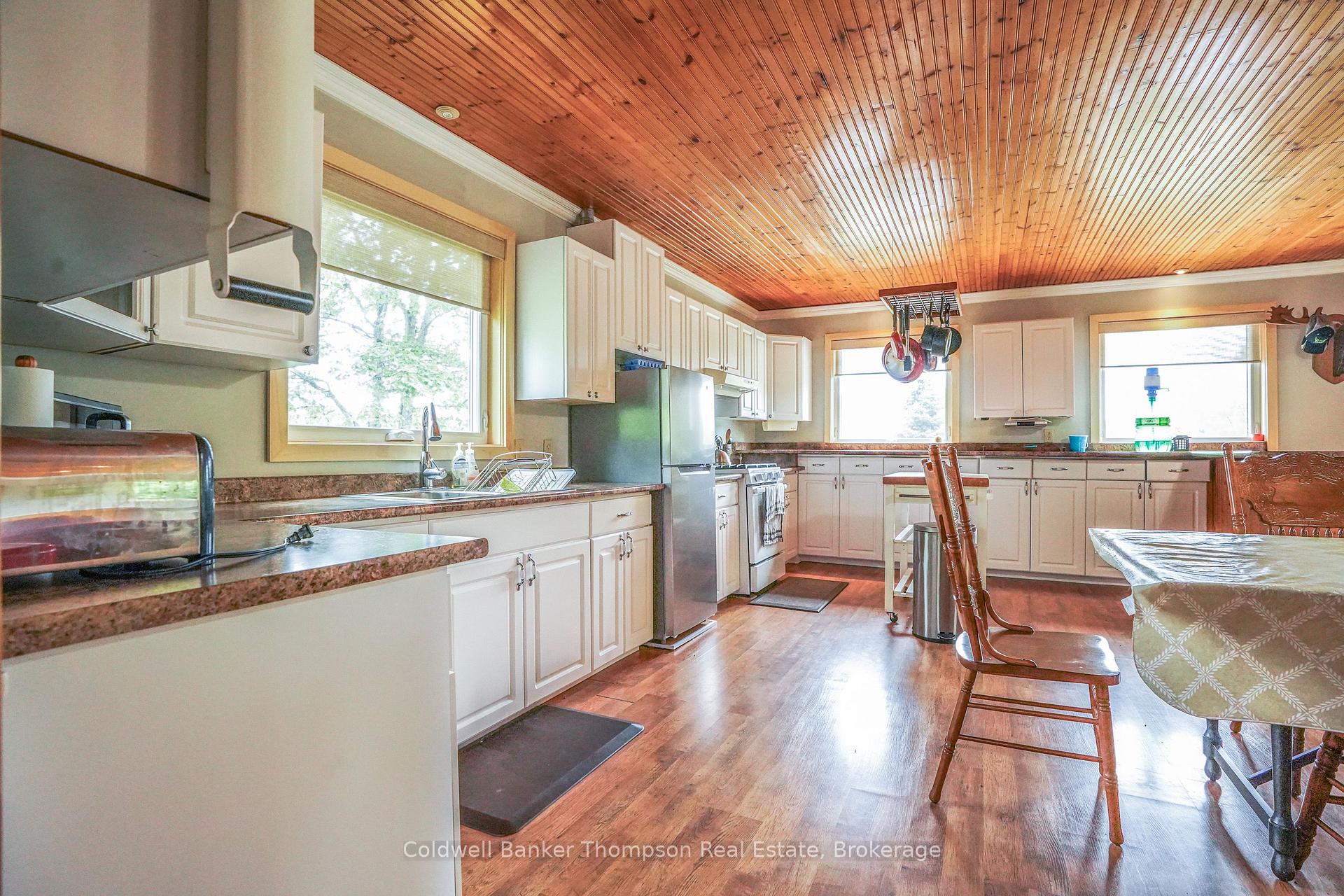 Photo 18 of 1461 Rain Lake Road, Kearney — HOMEH