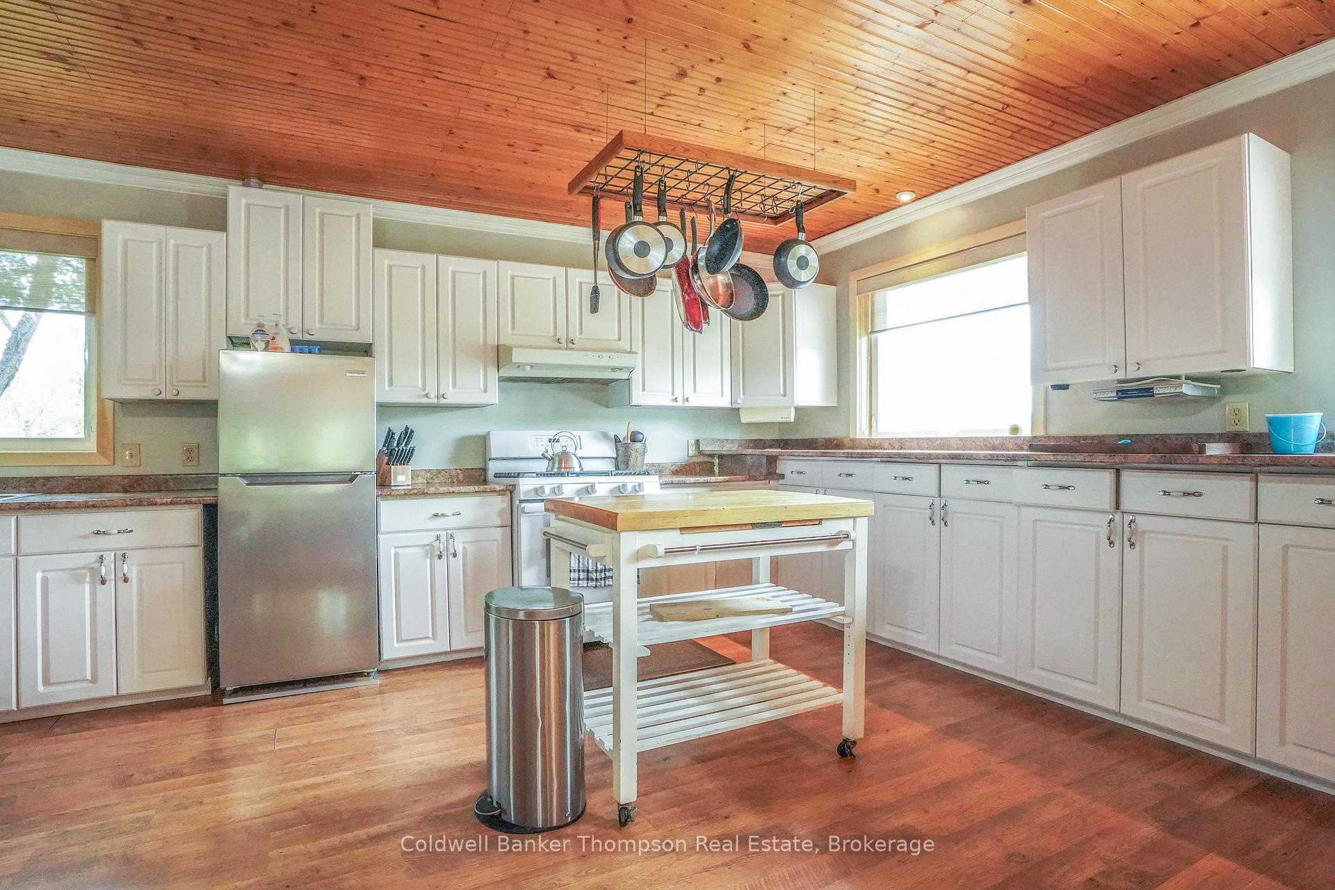 Photo 9 of 1461 Rain Lake Road, Kearney — HOMEH