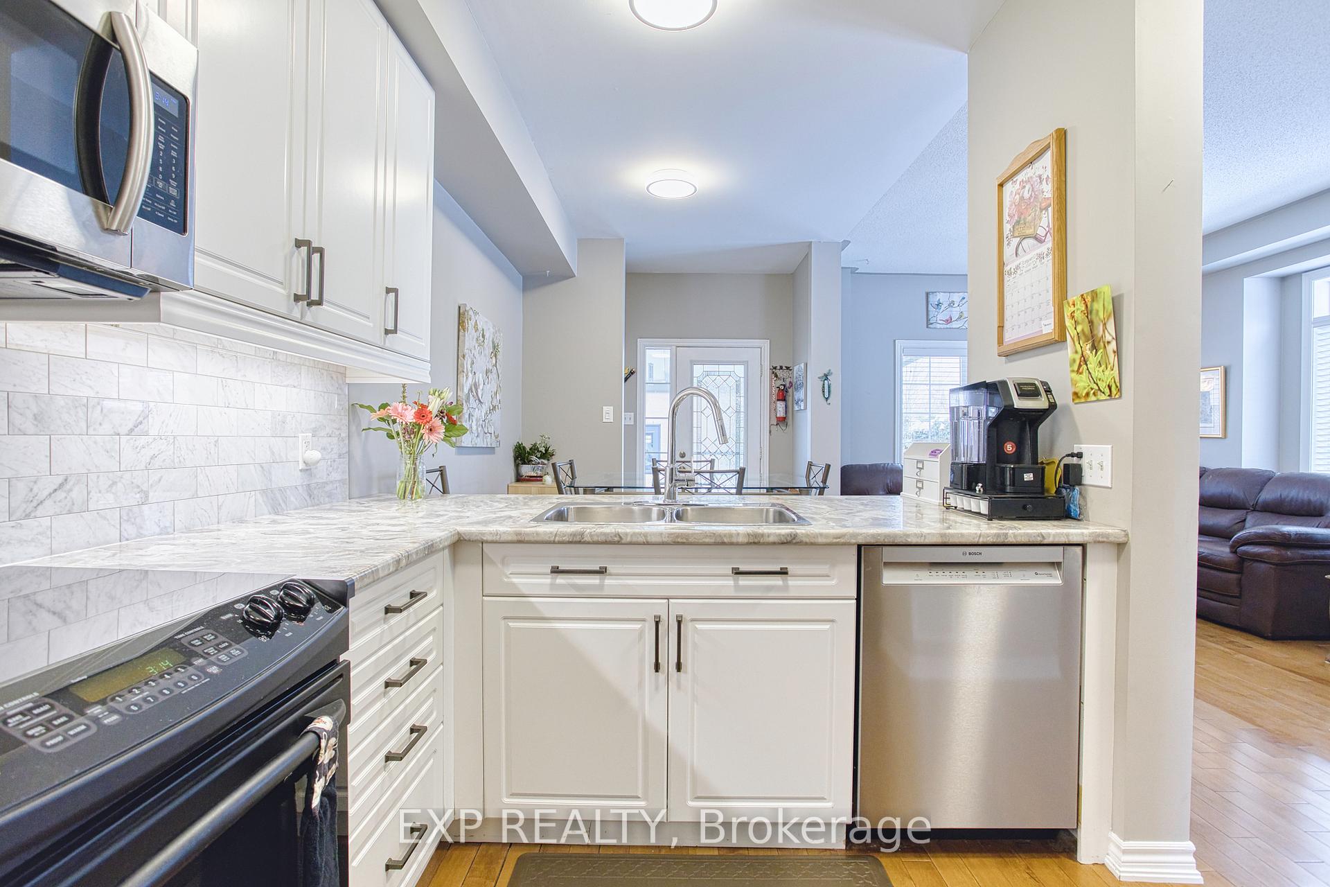 Photo 12 of 35 Northampton Boulevard, Hamilton, Winona Park — HOMEH