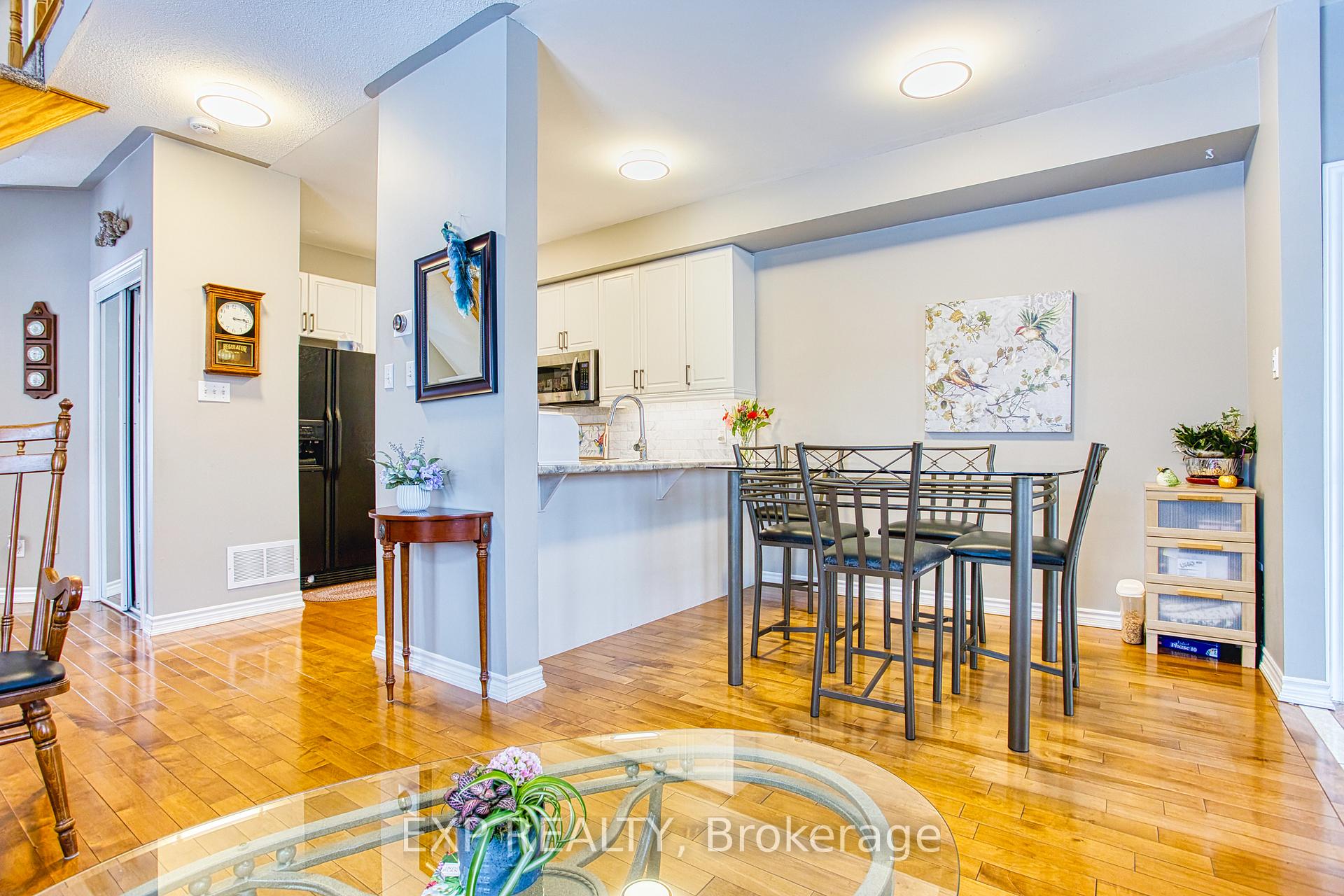 Photo 19 of 35 Northampton Boulevard, Hamilton, Winona Park — HOMEH