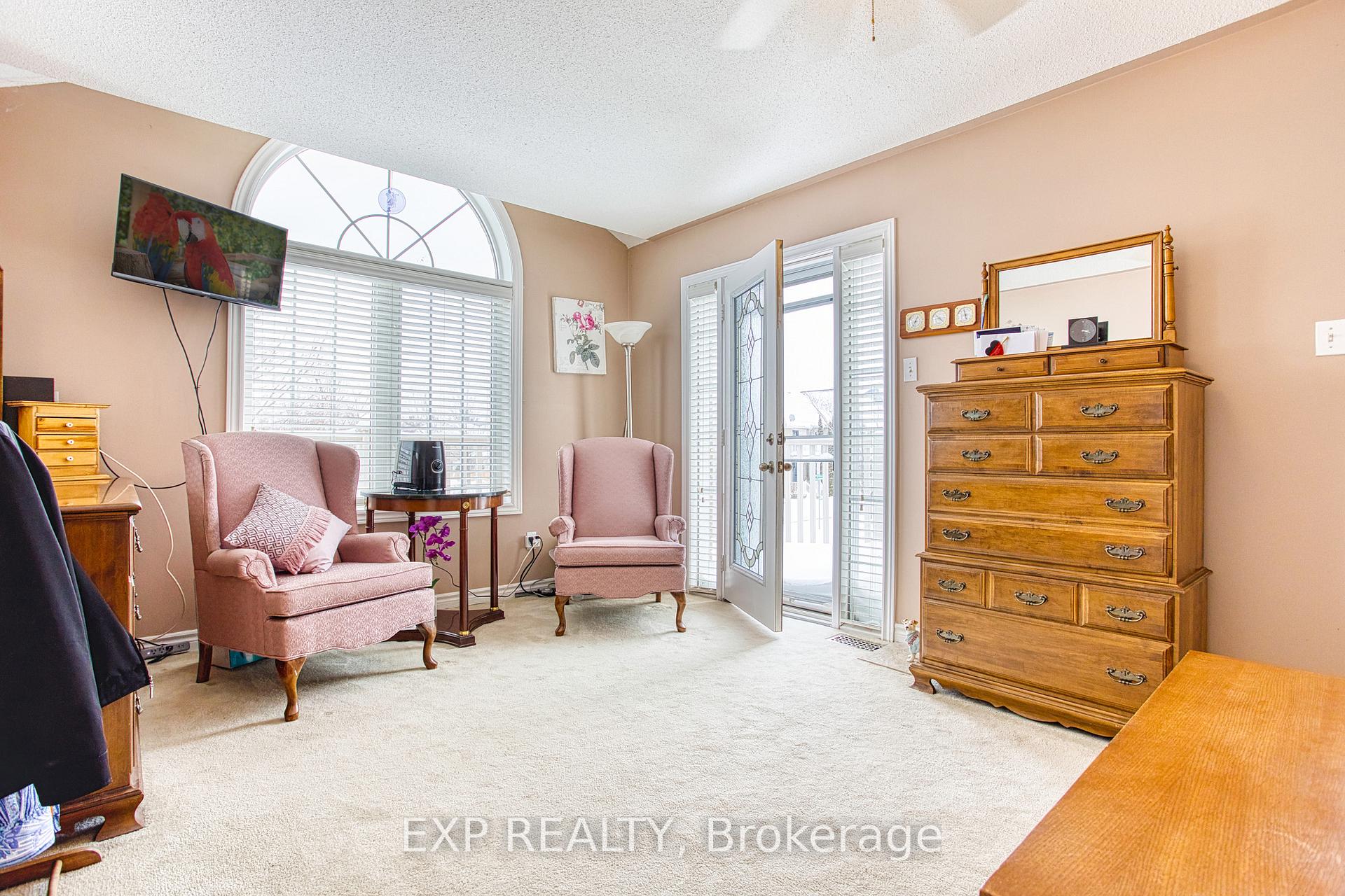 Photo 23 of 35 Northampton Boulevard, Hamilton, Winona Park — HOMEH