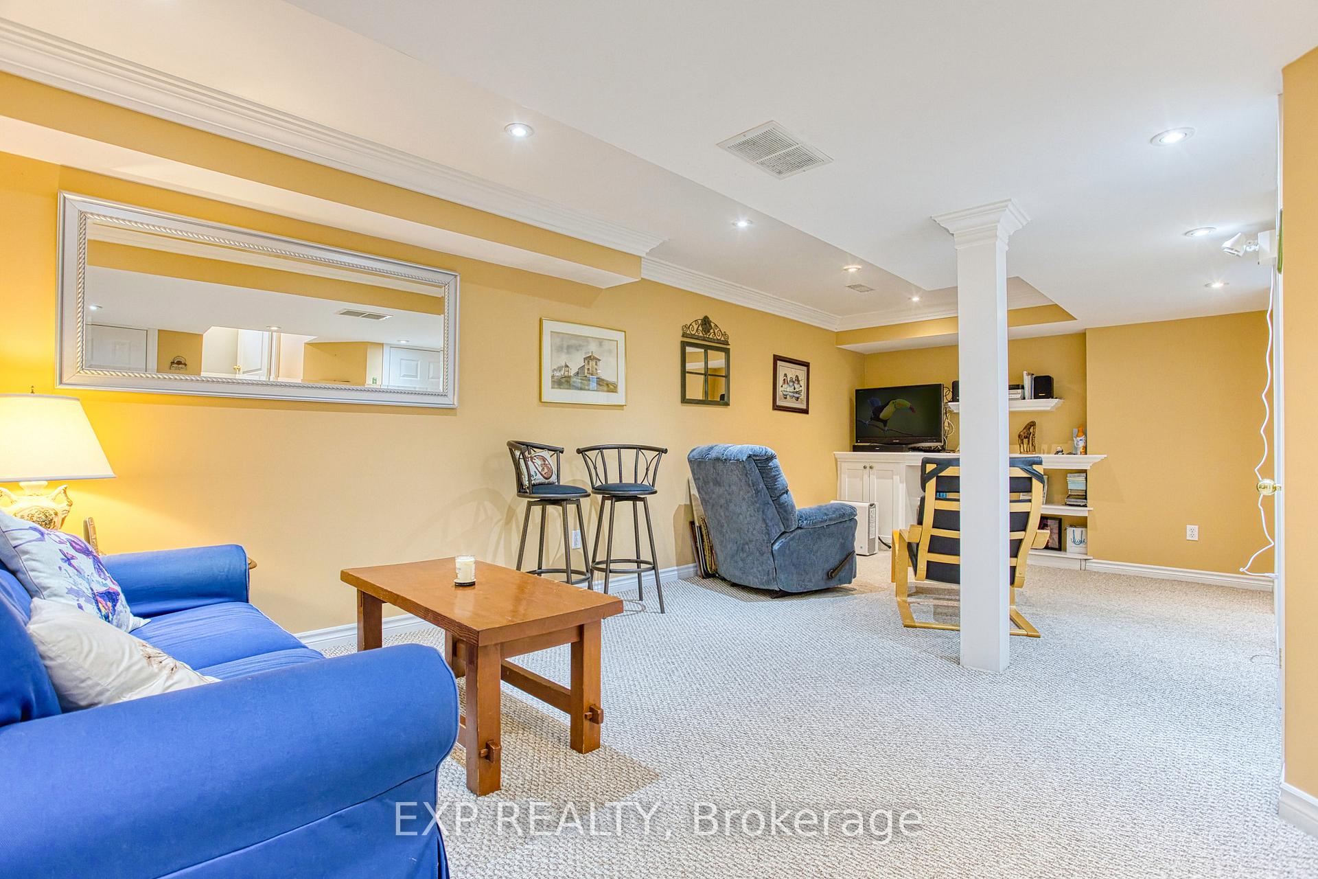 Photo 20 of 35 Northampton Boulevard, Hamilton, Winona Park — HOMEH
