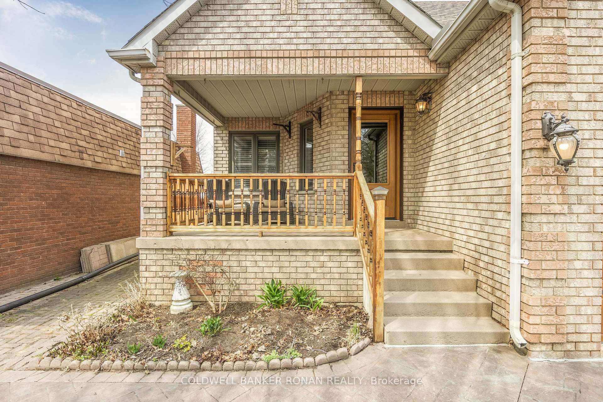 Photo 22 of 14 Albert Street E, New Tecumseth, Alliston — HOMEH