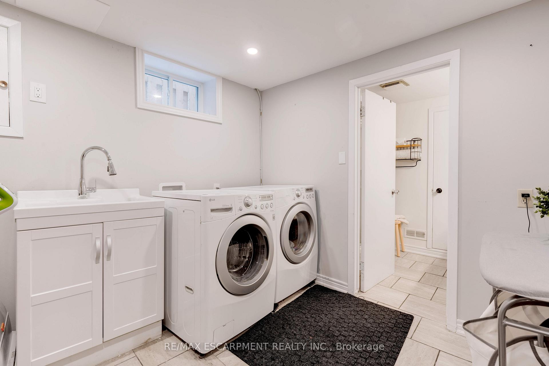 Photo 21 of 22 Garden Crescent, Hamilton, Burkholme — HOMEH