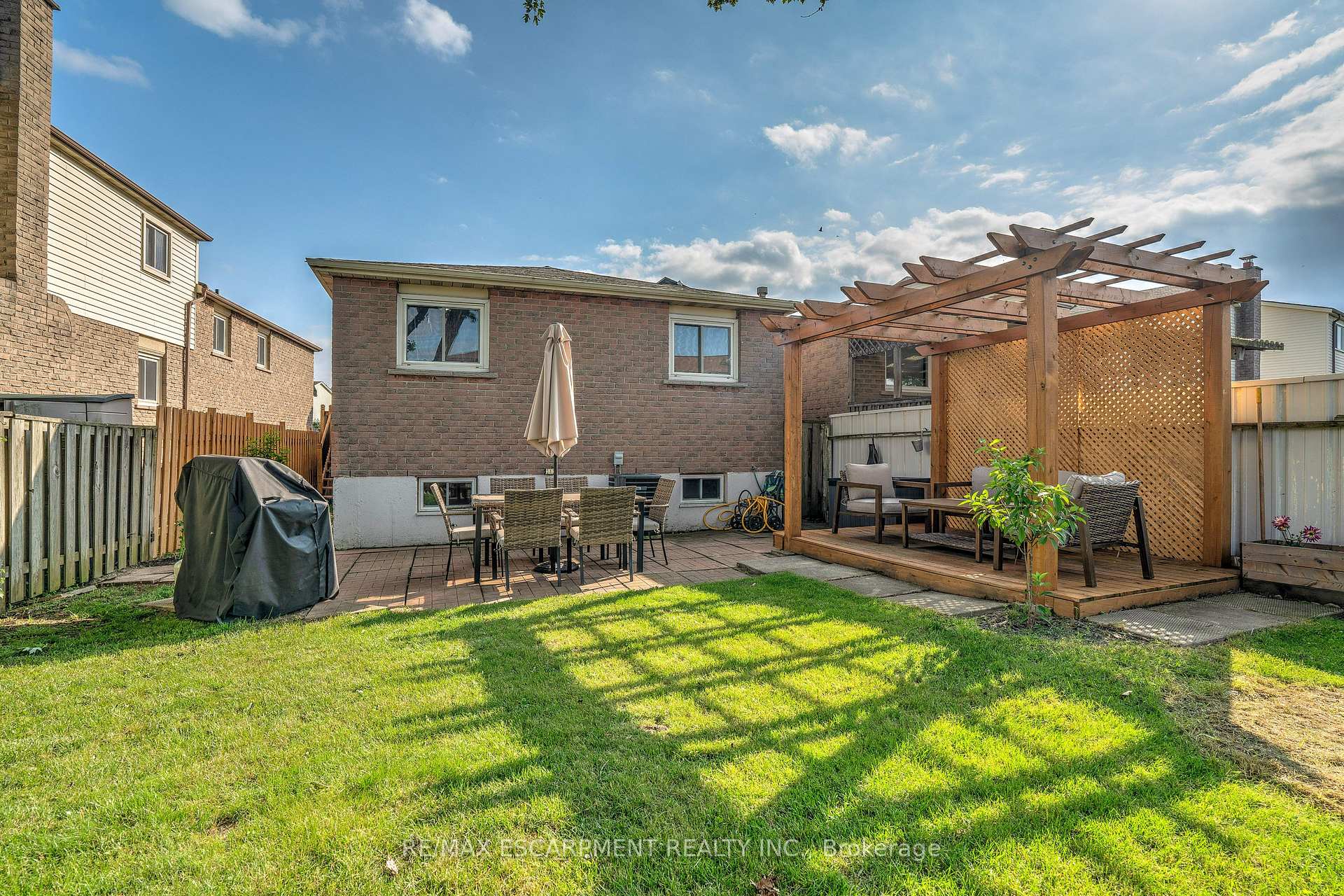 Photo 25 of 22 Garden Crescent, Hamilton, Burkholme — HOMEH