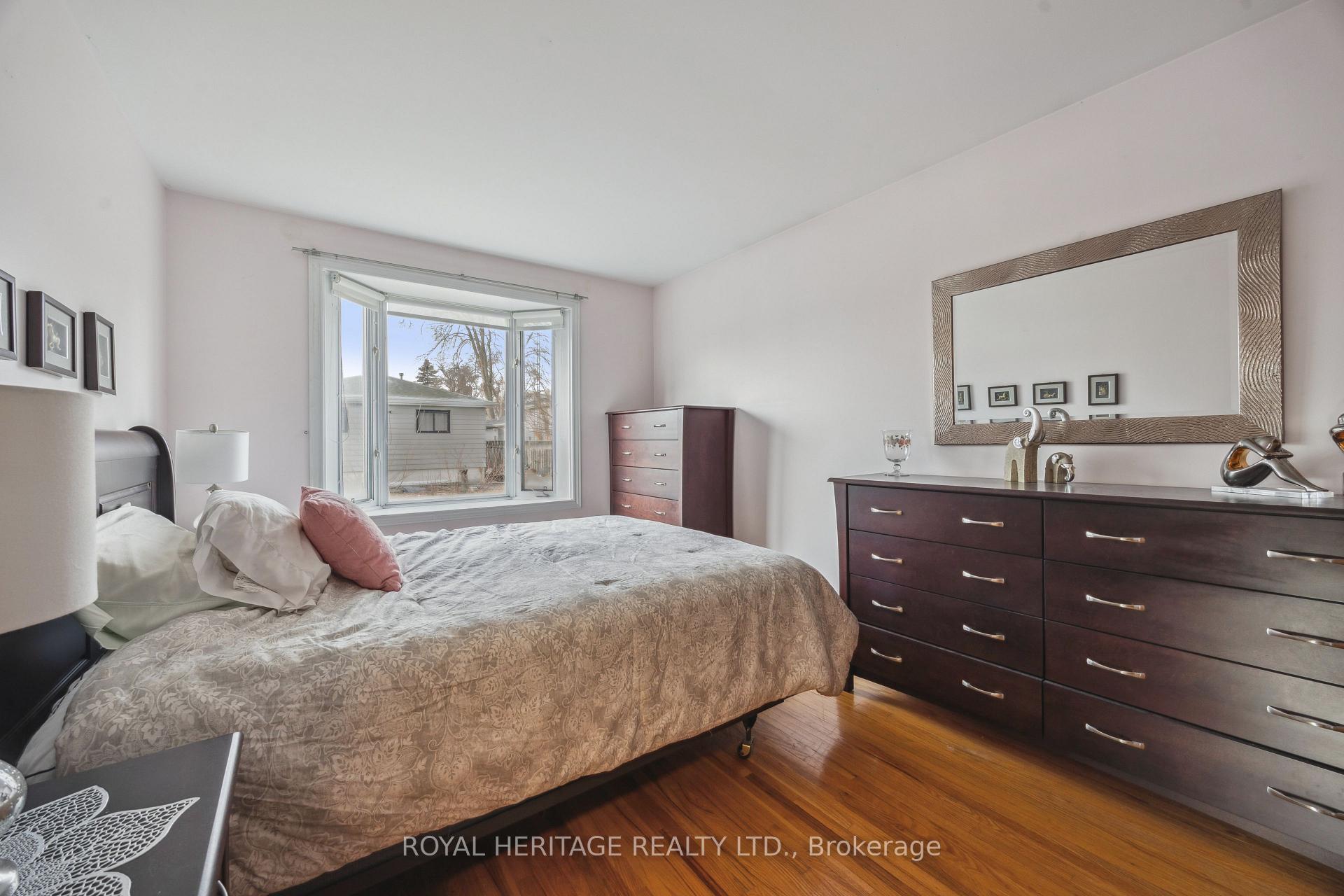 Photo 34 of 963 Timmins Gardens, Pickering, Bay Ridges — HOMEH