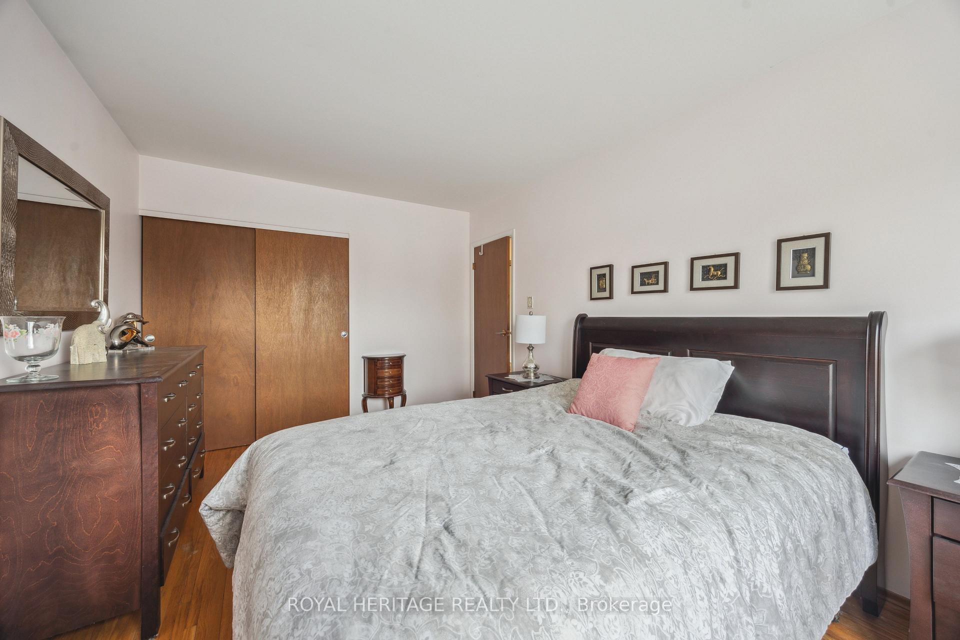 Photo 19 of 963 Timmins Gardens, Pickering, Bay Ridges — HOMEH