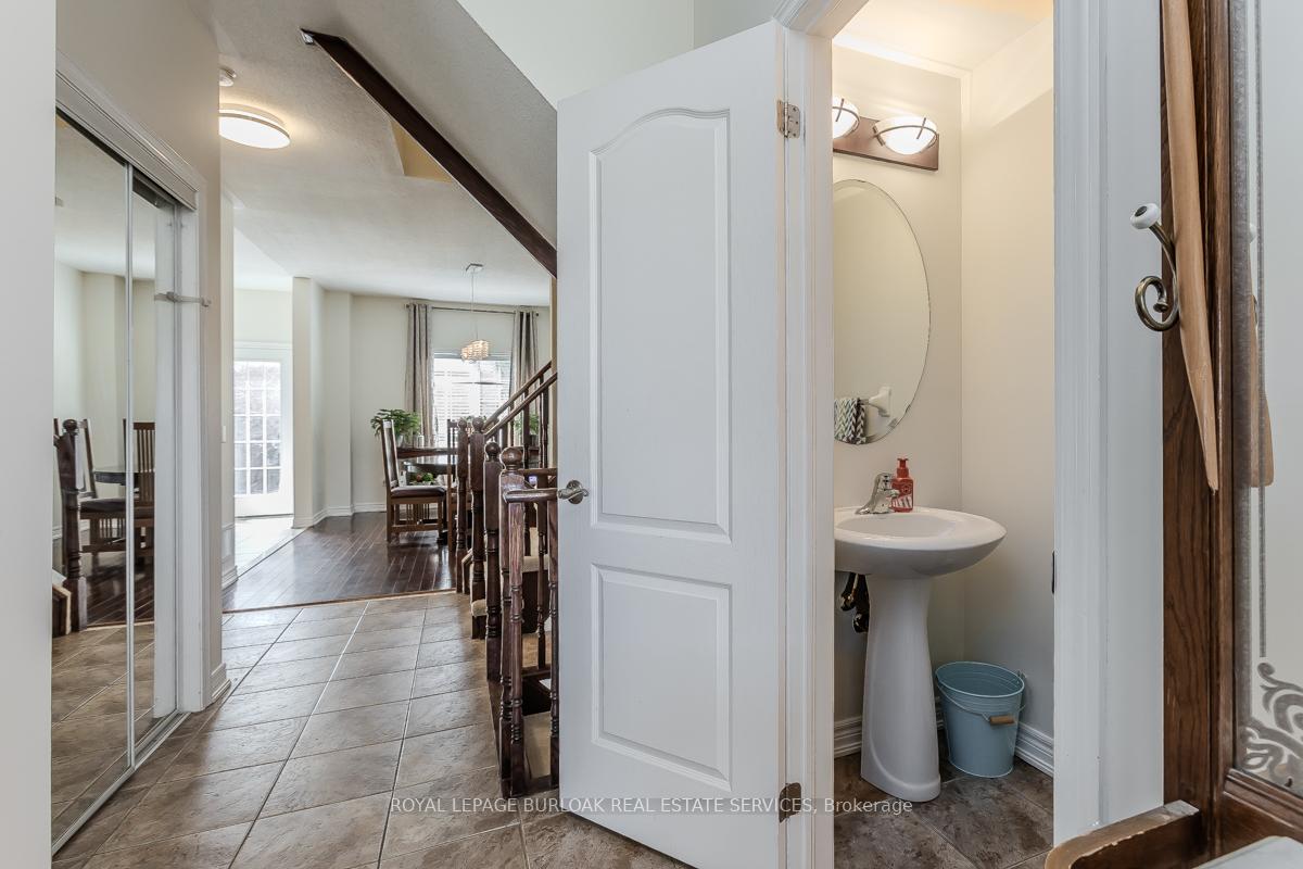 Photo 9 of 186 Springstead Avenue, Hamilton, Winona Park — HOMEH
