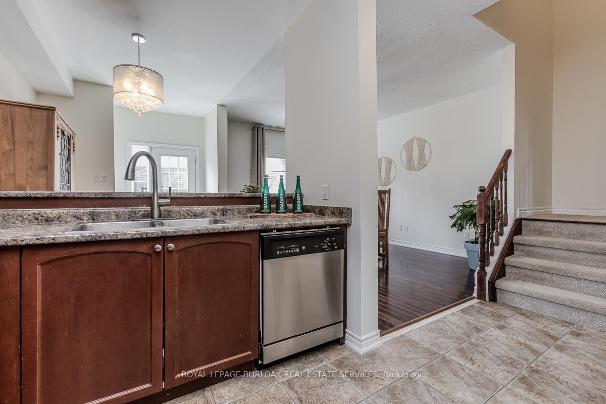 Photo 16 of 186 Springstead Avenue, Hamilton, Winona Park — HOMEH