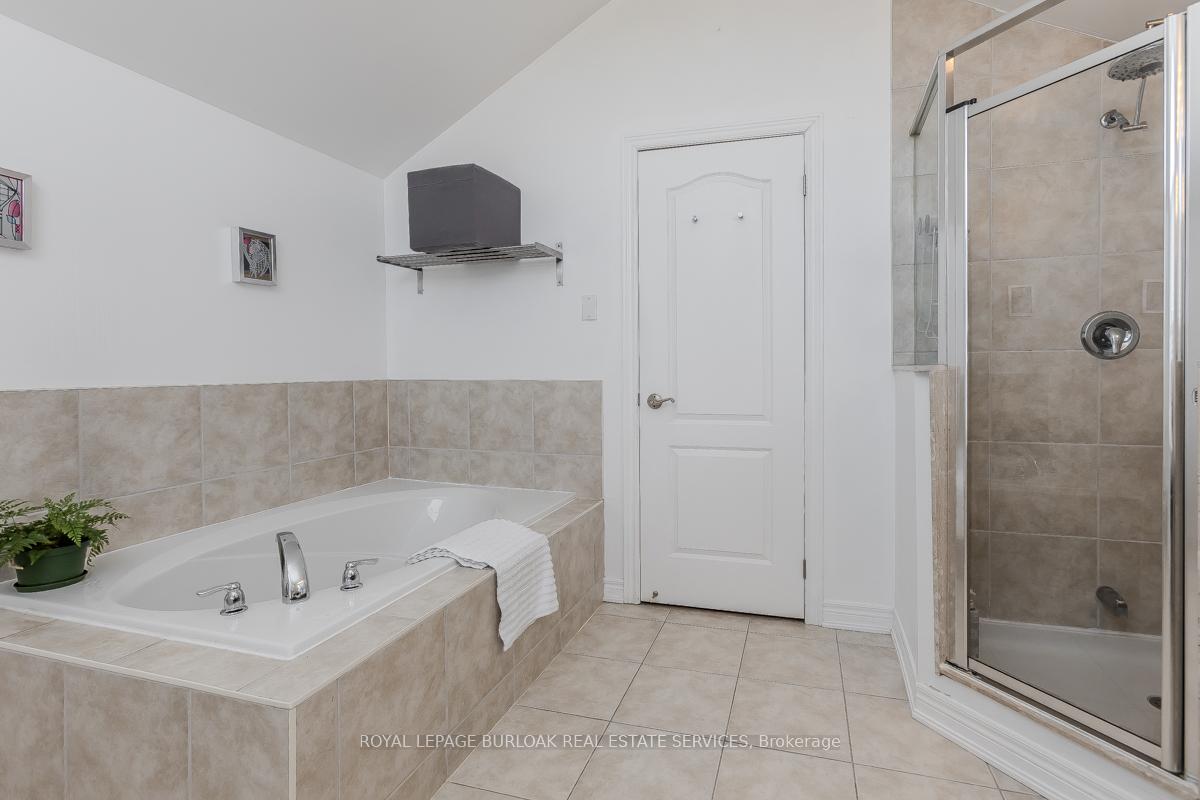 Photo 27 of 186 Springstead Avenue, Hamilton, Winona Park — HOMEH