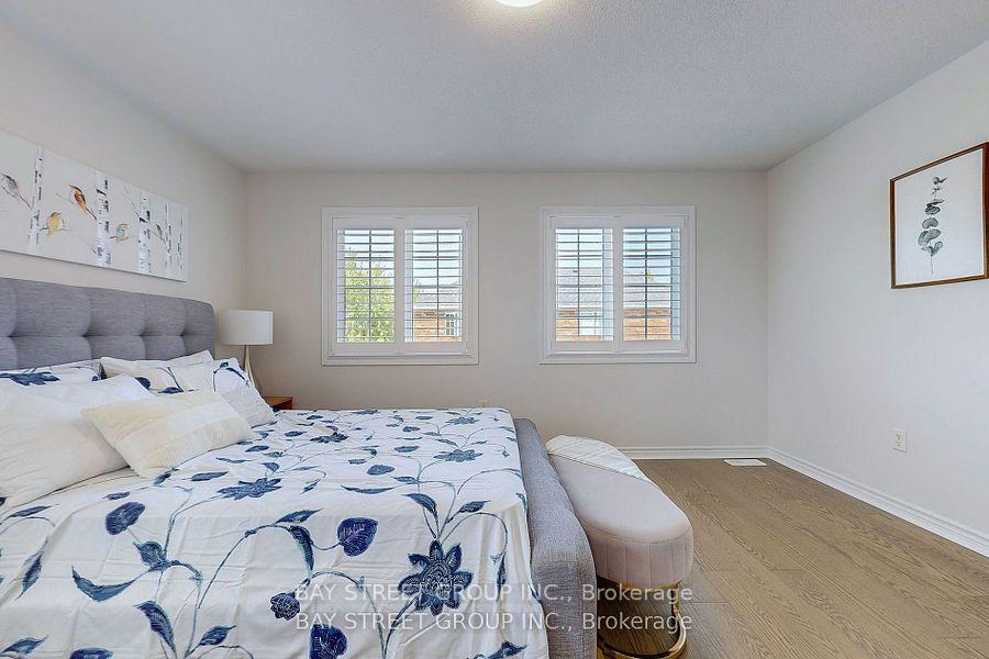 Photo 16 of 33 Storybook Crescent, Markham, Wismer — HOMEH