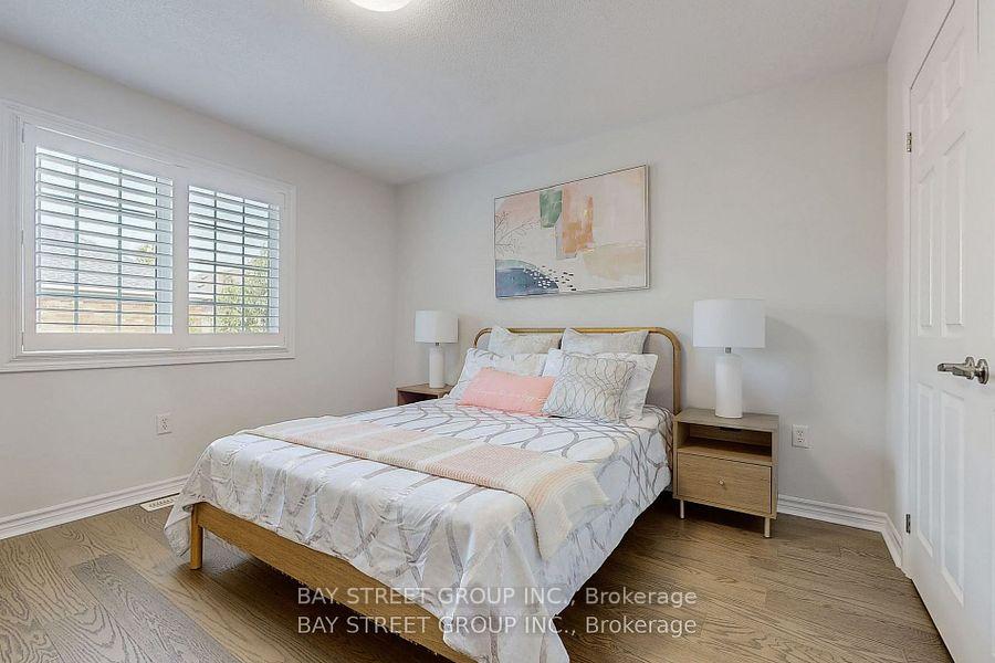 Photo 22 of 33 Storybook Crescent, Markham, Wismer — HOMEH
