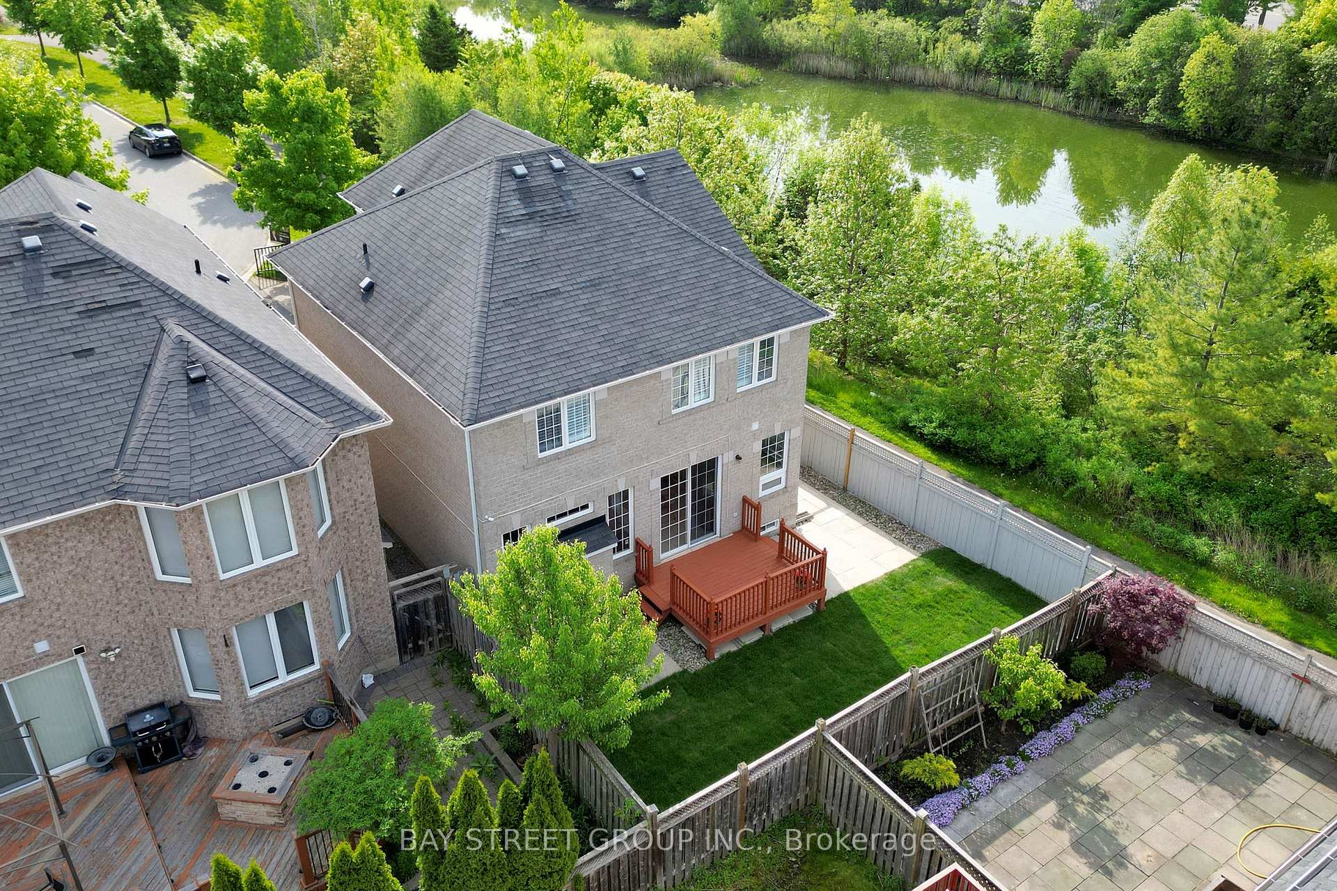 Photo 32 of 33 Storybook Crescent, Markham, Wismer — HOMEH