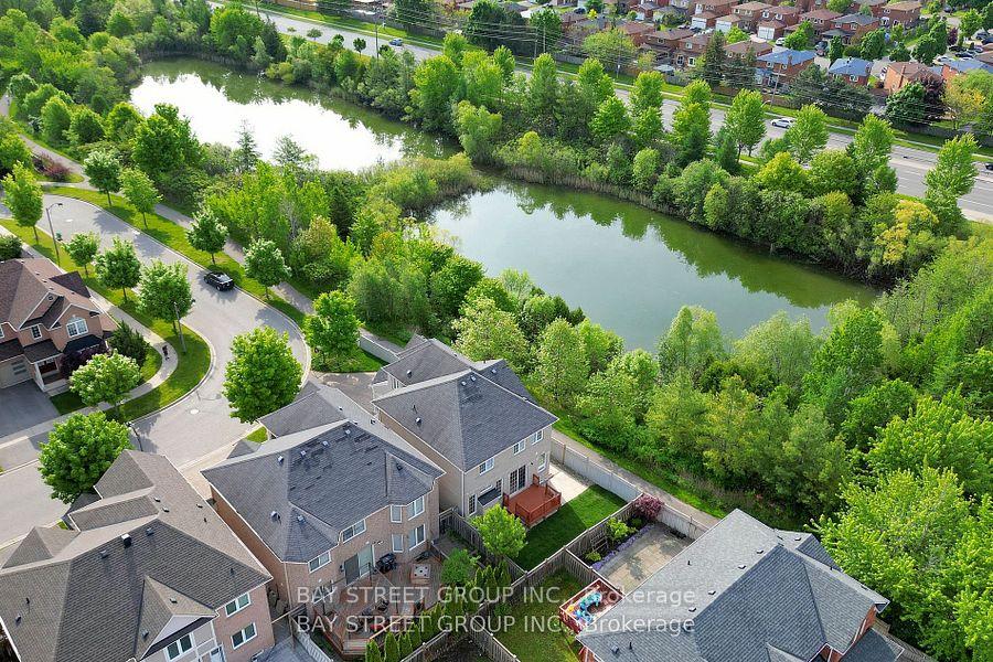 Photo 29 of 33 Storybook Crescent, Markham, Wismer — HOMEH