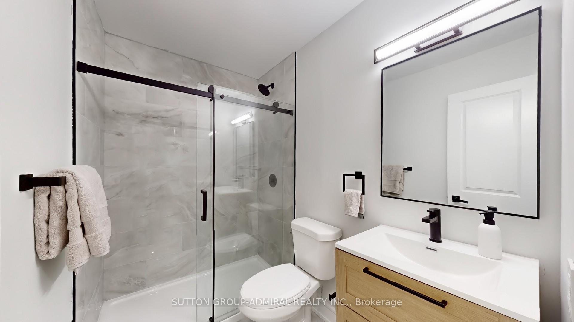 Photo 35 of 182 bayview fairways Drive, Markham, Bayview Fairway-Bayview Country Club Estates — HOMEH