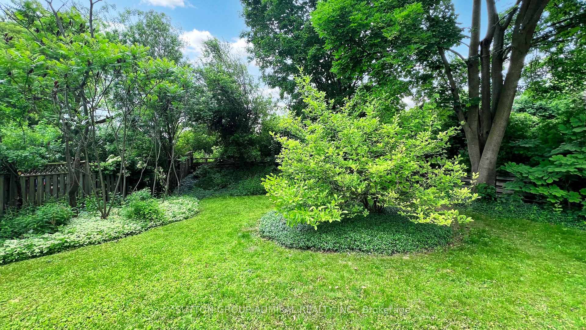 Photo 41 of 182 bayview fairways Drive, Markham, Bayview Fairway-Bayview Country Club Estates — HOMEH